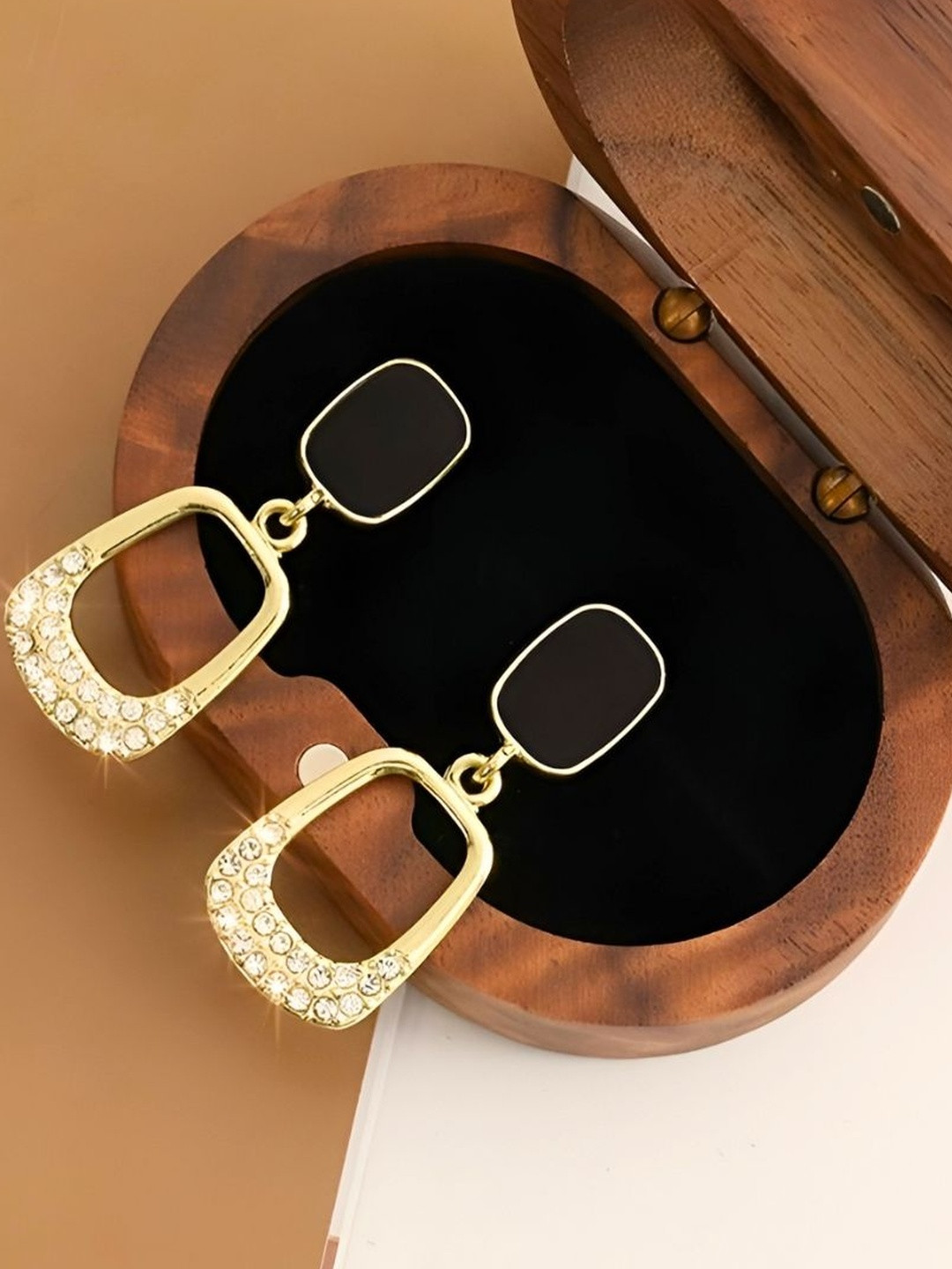 DressBerry Women Pretty Black Fashion Korean Earrings
