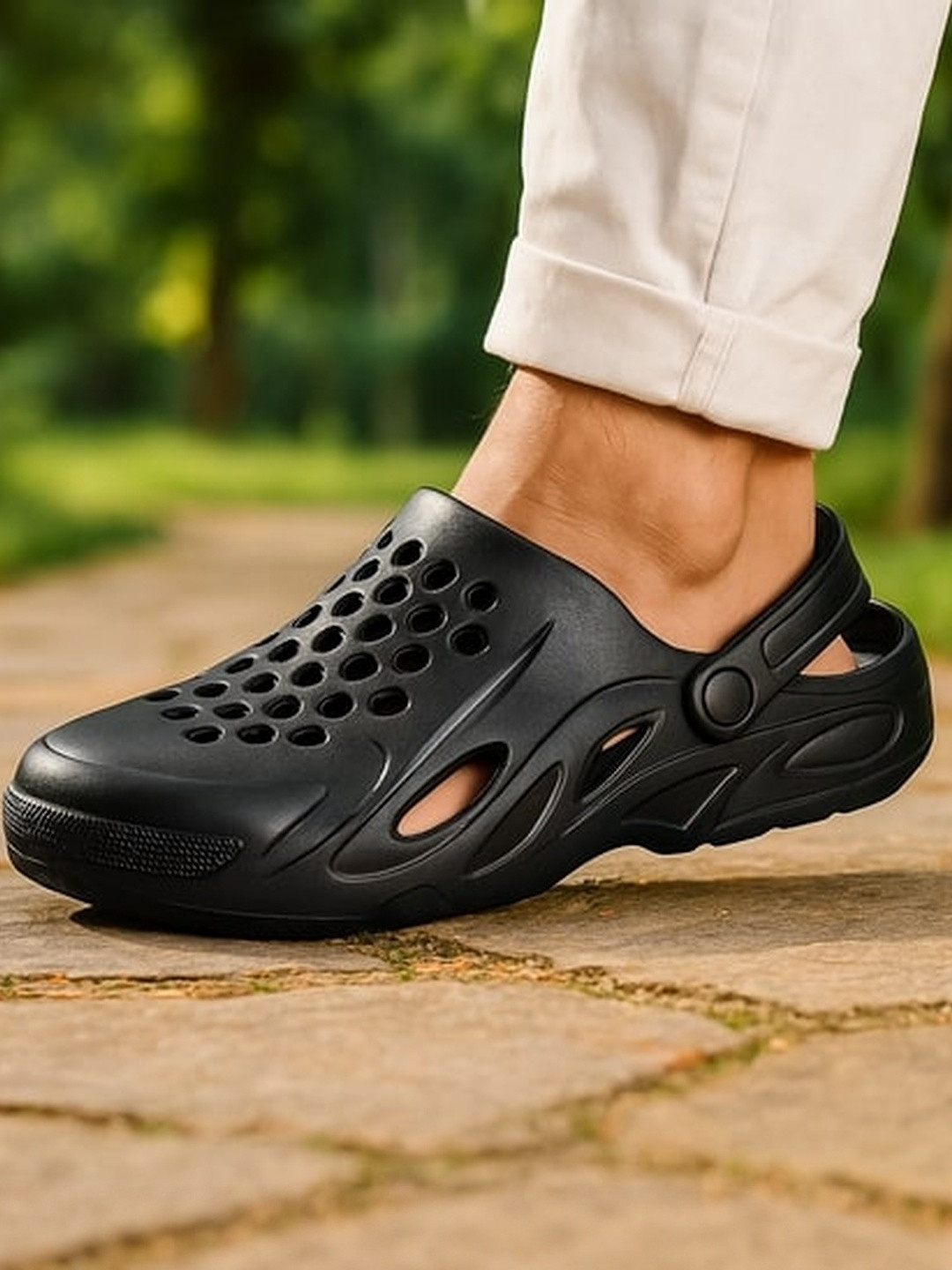 PODDAR Men Solid Bayaband Perforations Clogs