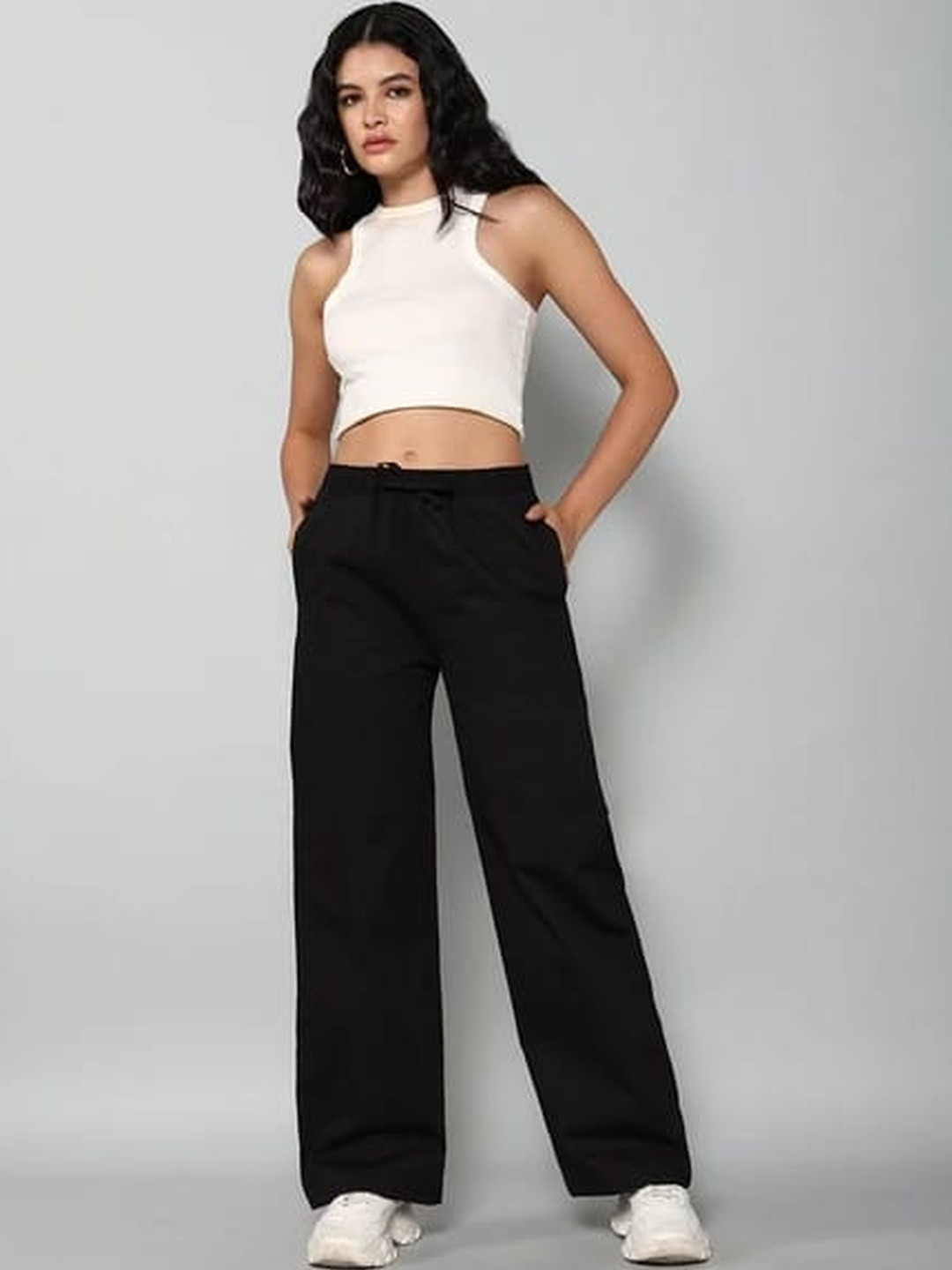 SKD TRENDZ Women Black Solid Loose Fit No Fly Cotton Parallel Trousers