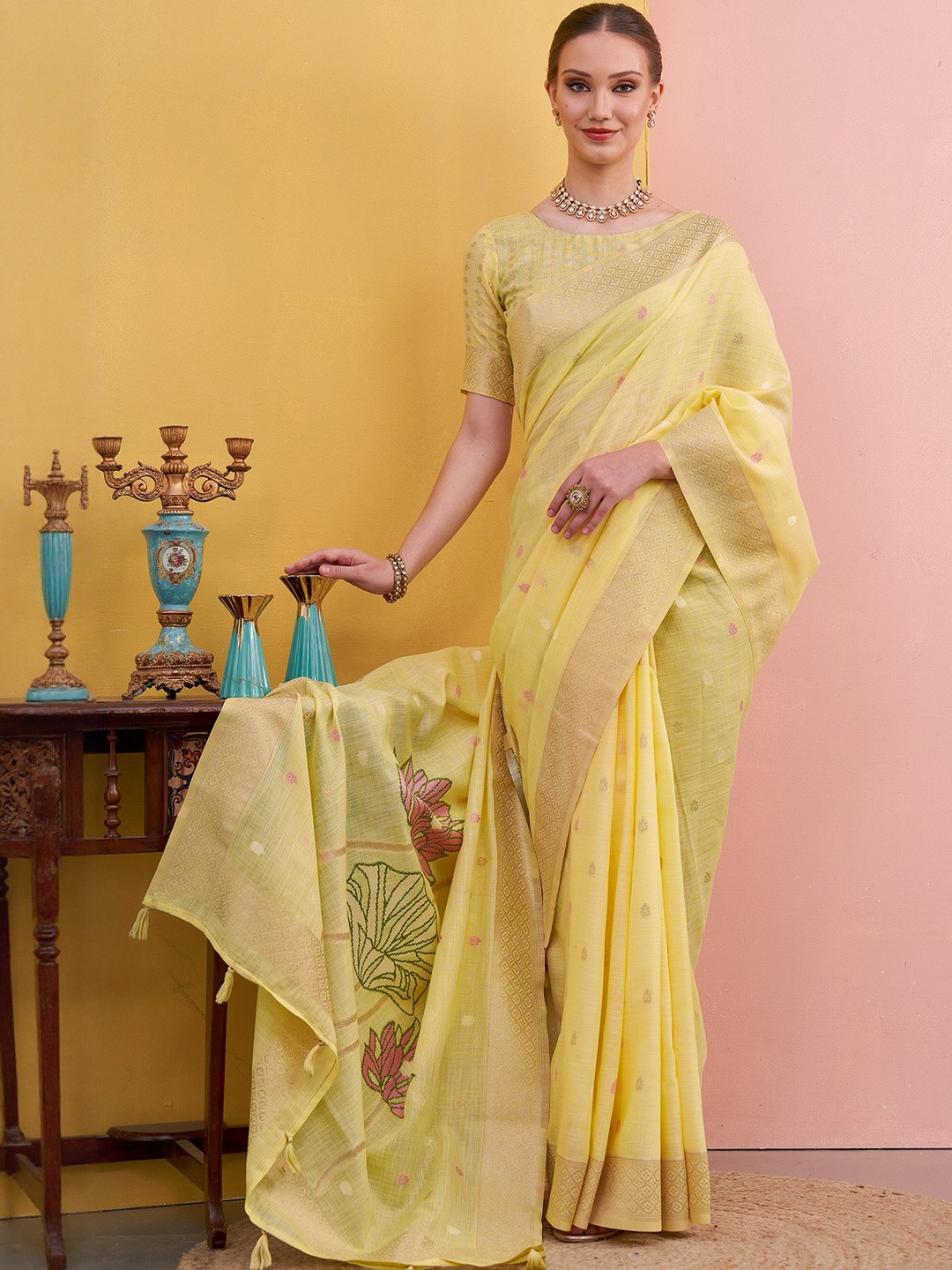 Sangria Women Yellow Woven Design Floral Print Sarees