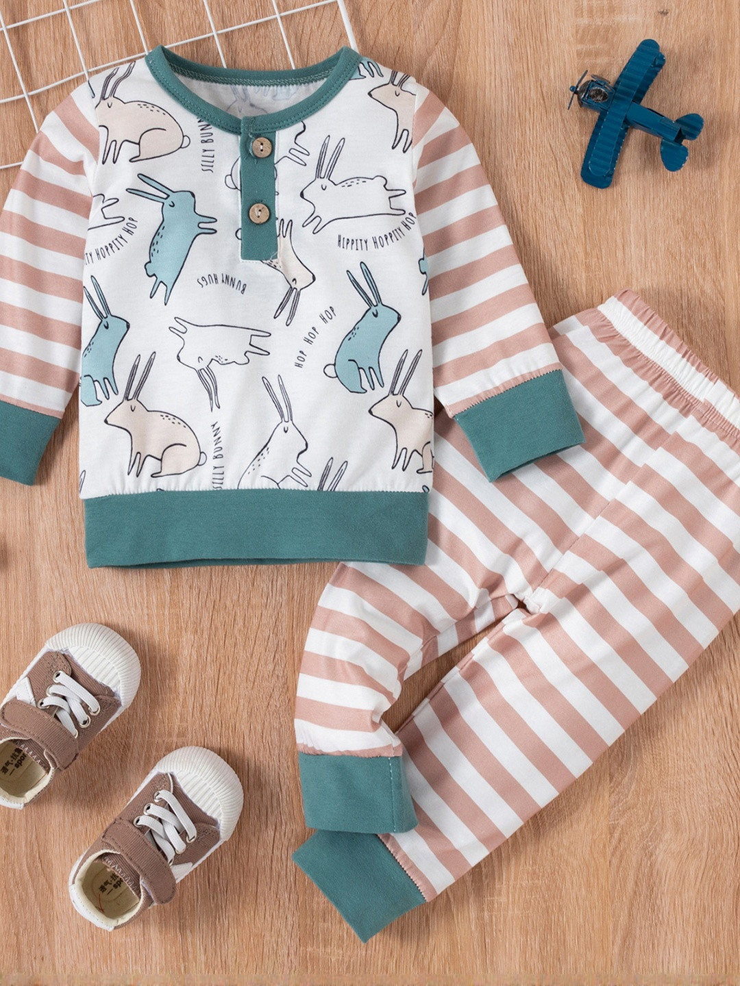 YK Kids Boys Striped Slip-On Co-Ords Set