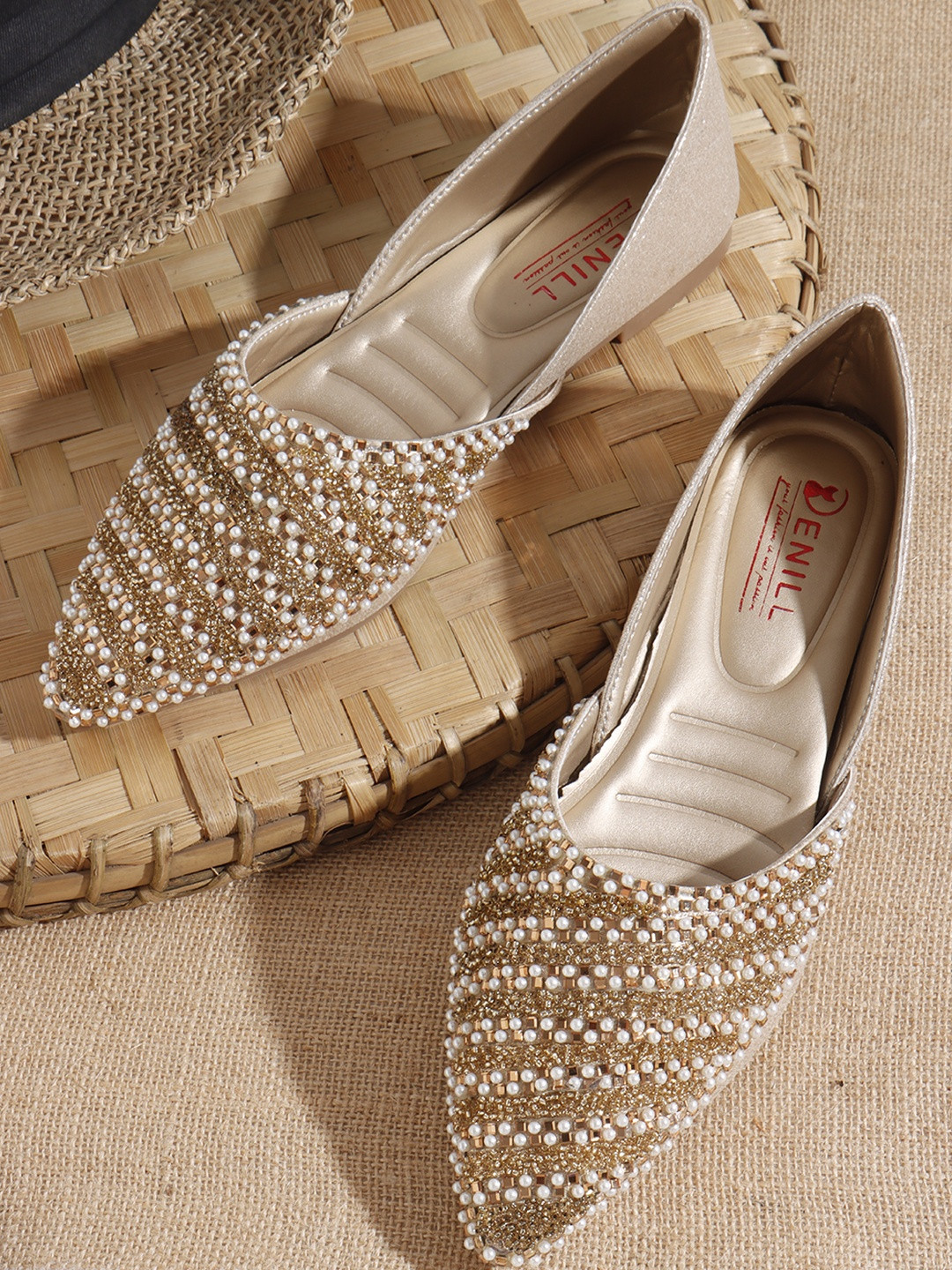 Denill Women Beaded Embellishments Pointed Toe Flats