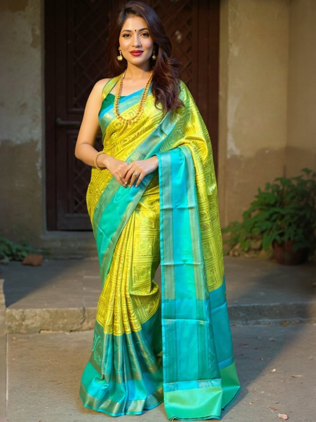 VILLE FASHION Woven Design Banarasi Sillk Saree