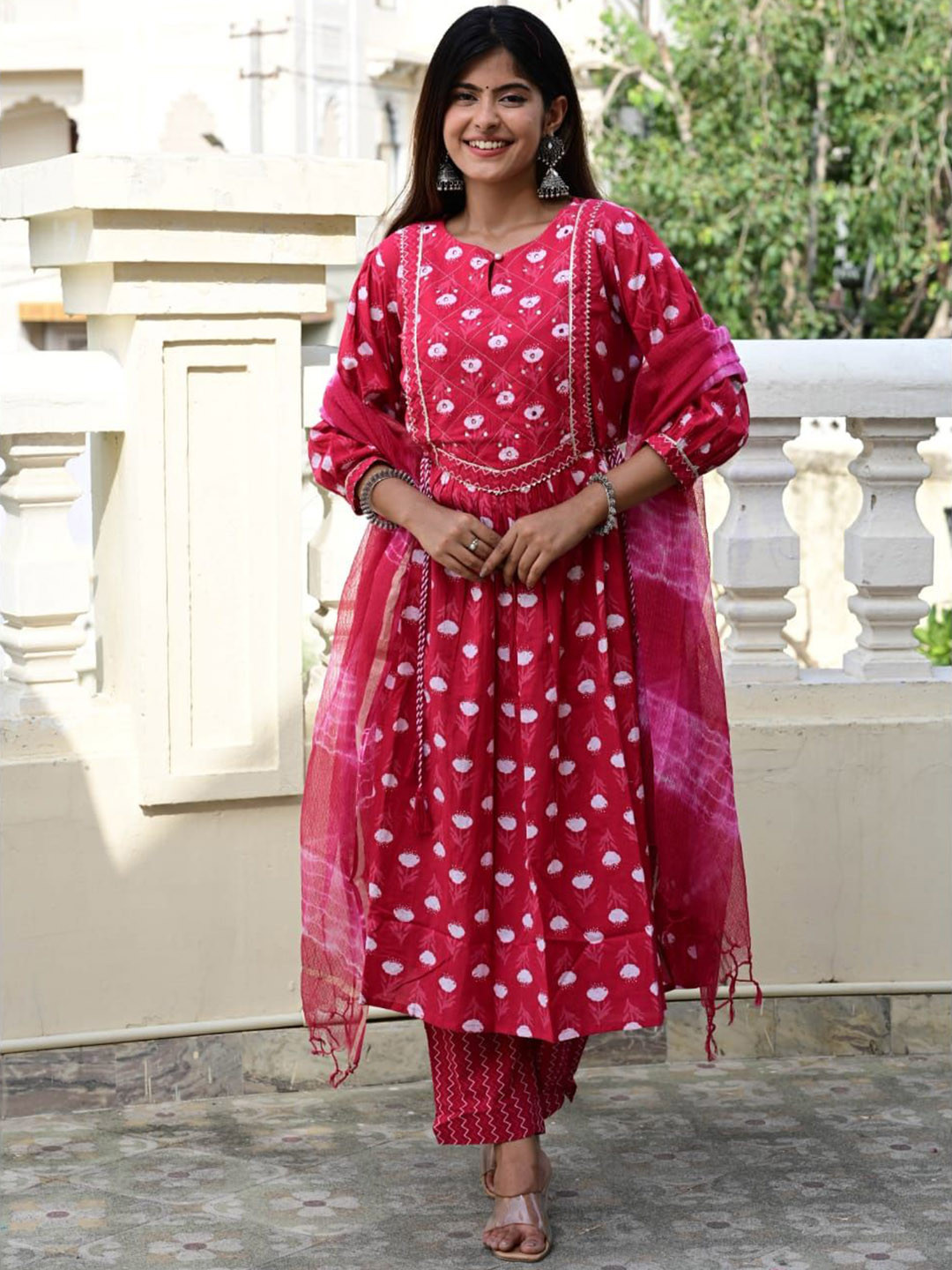 Ruii FASHION Floral Printed Pure Cotton Kurta With Harem Pants & Dupatta