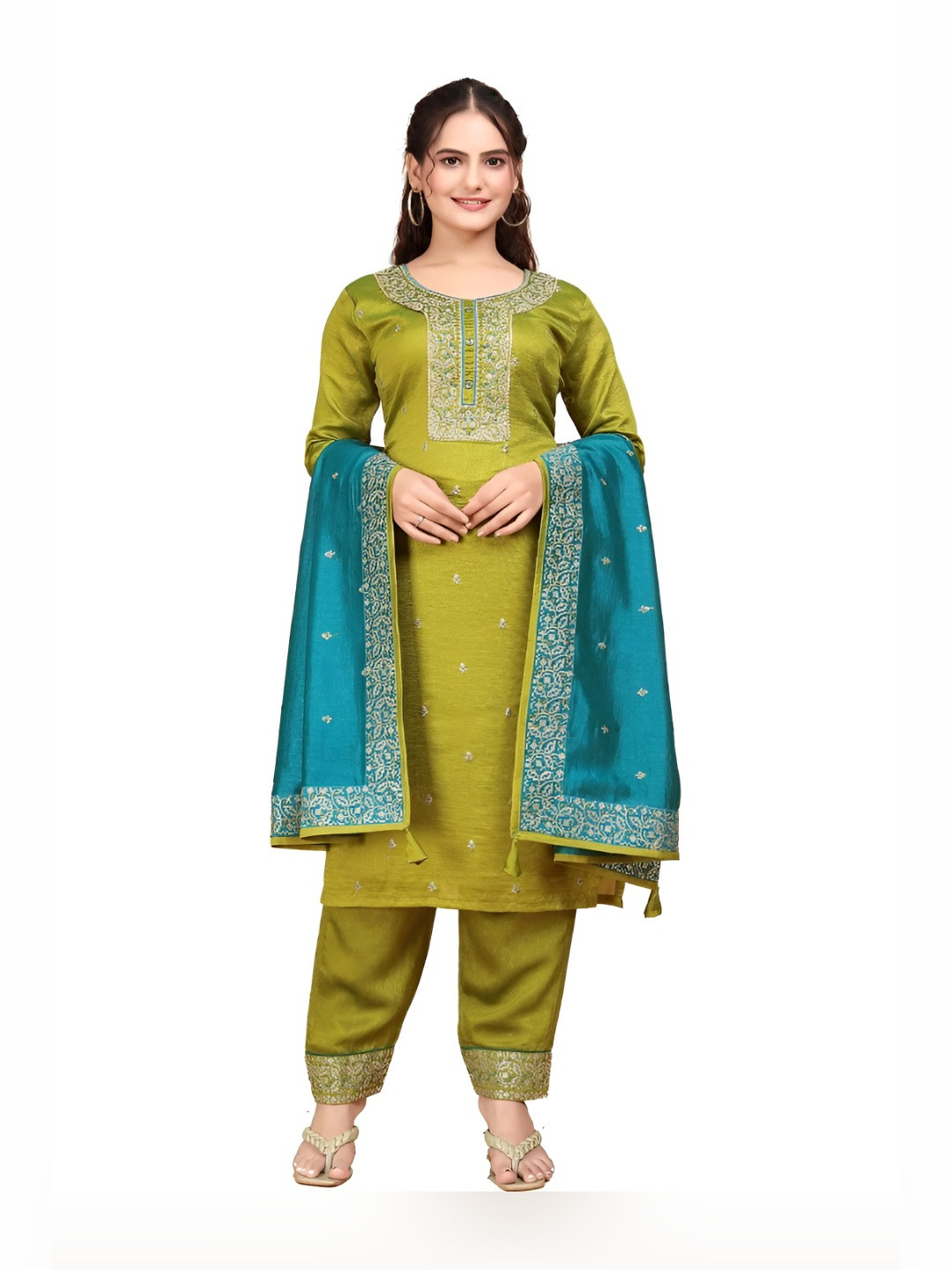 Chandanicollection Women Ethnic Motifs Embroidered Silk Kurta with Salwar & Dupatta