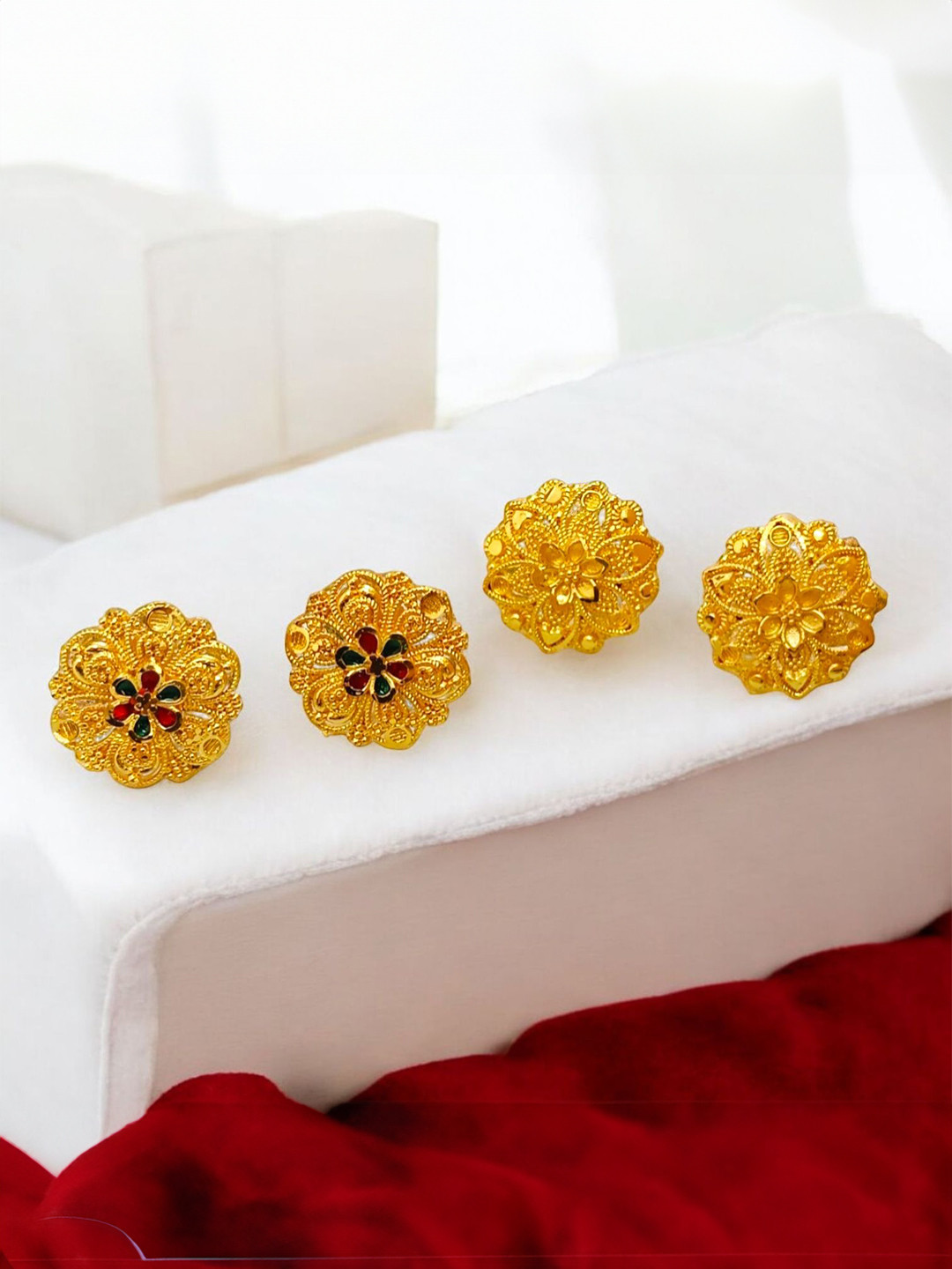 MA FASHION Set Of 2 Gold Plated Floral Shaped Studs