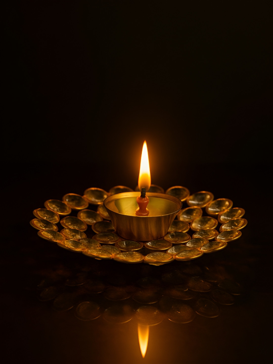 INTERNATIONAL GIFT Gold-Plated Crystal Round Diya for Festive and Home Decoration