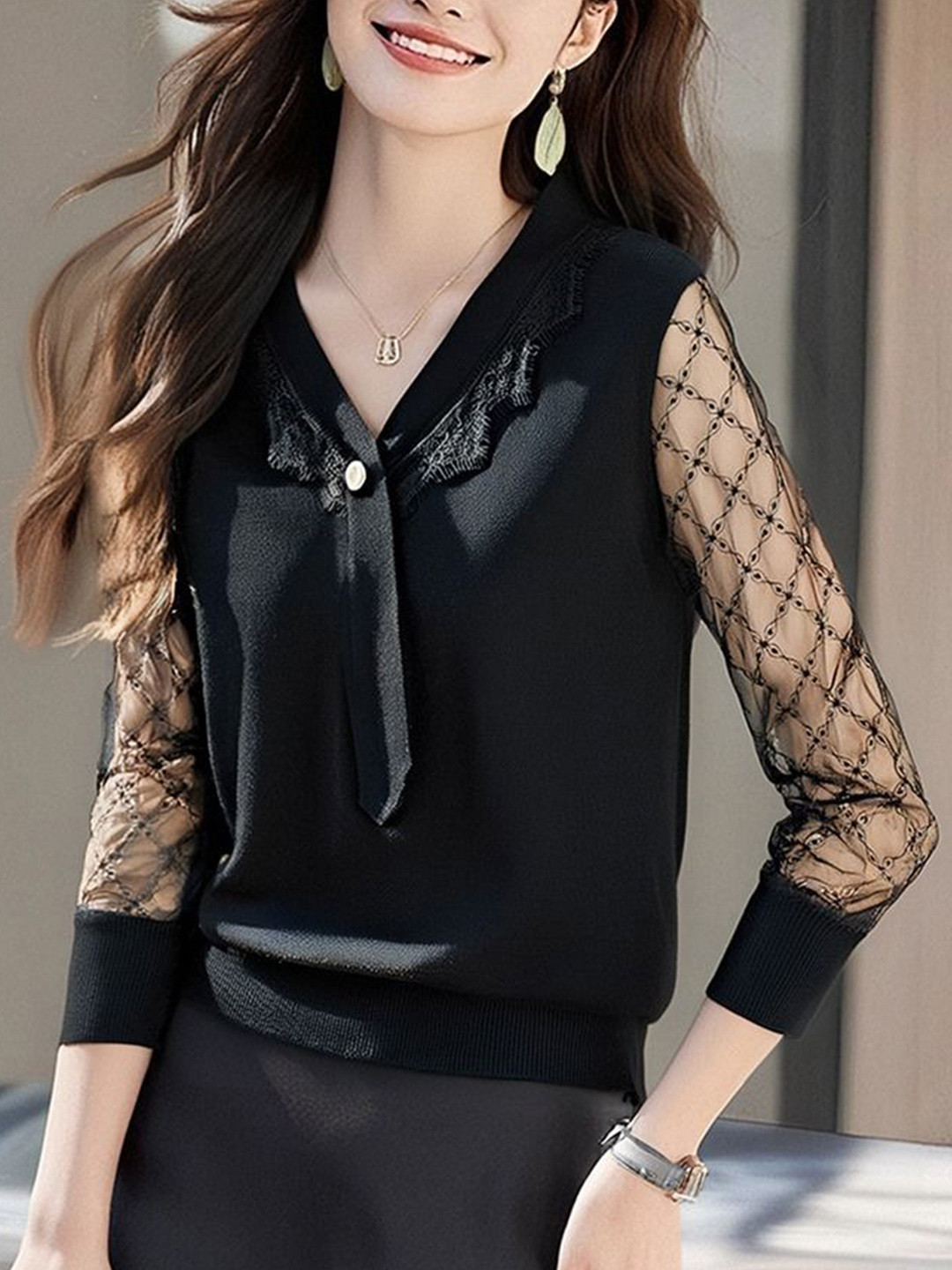 StyleCast Women Black V Neck Long Sleeve Top