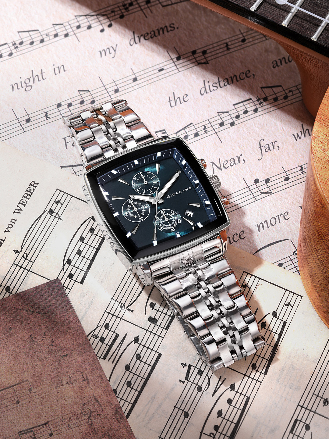 GIORDANO Men Dial & Stainless Steel Bracelet Style Straps Analogue Watch GZ-50138-22