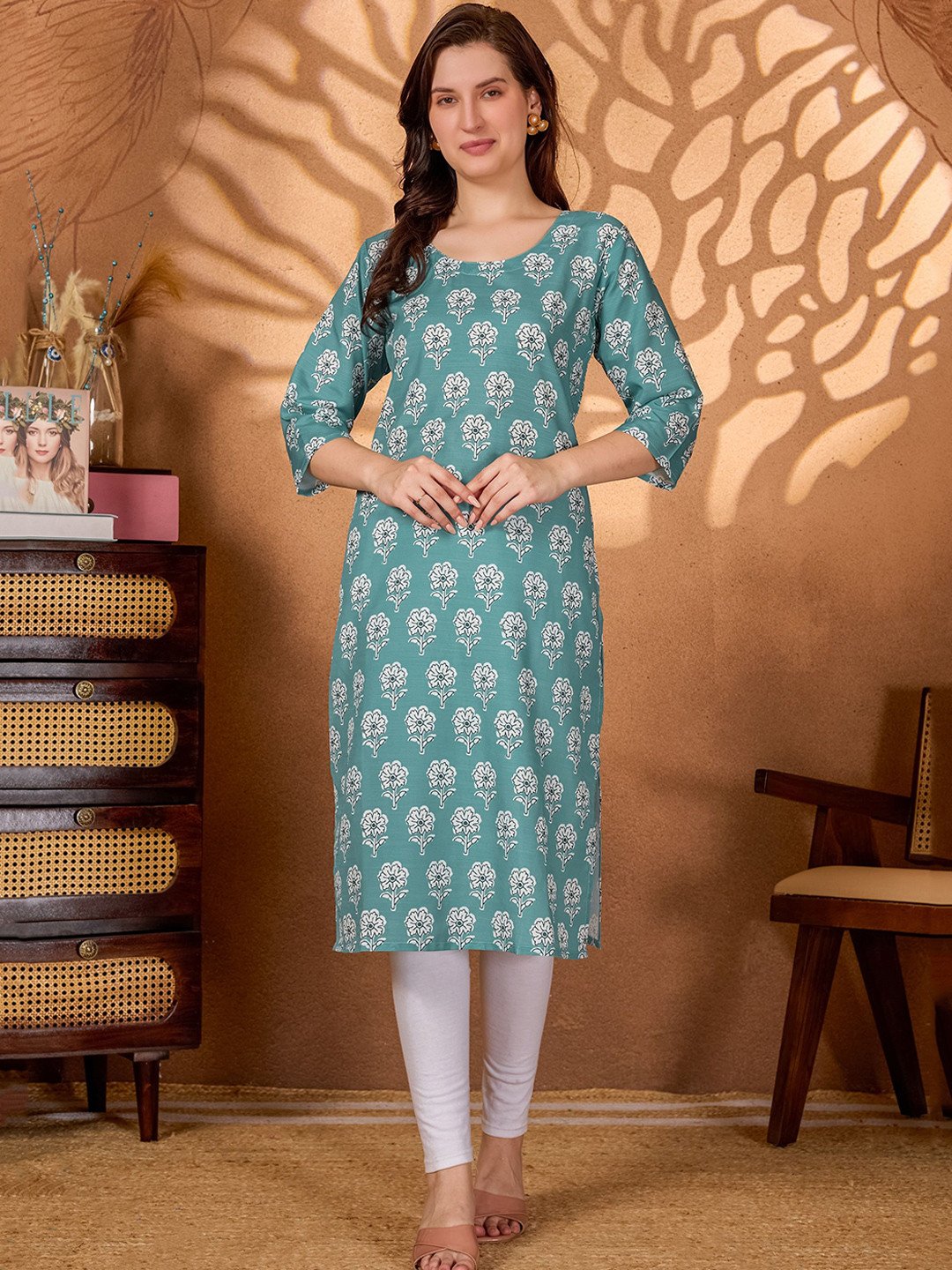 GRIOPY Women Floral Printed Daily Straight Kurta