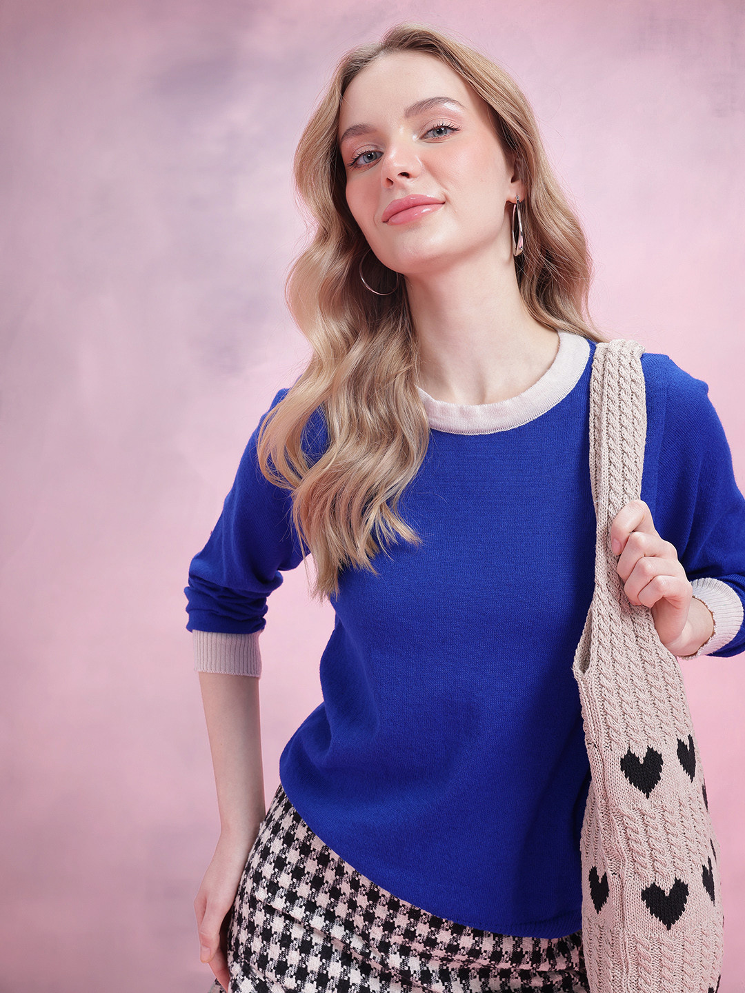 DressBerry Contrasting Edges Regular Fit Pullover
