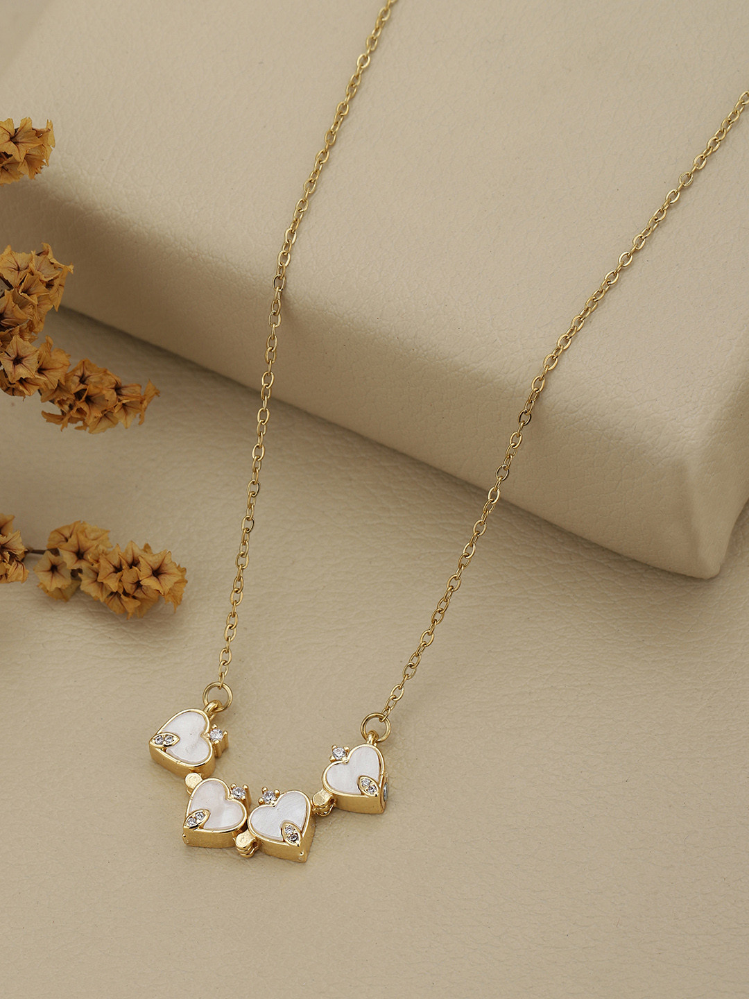 Gold Plated CZ Shell Heart Clover Magnetic Pendant Necklace