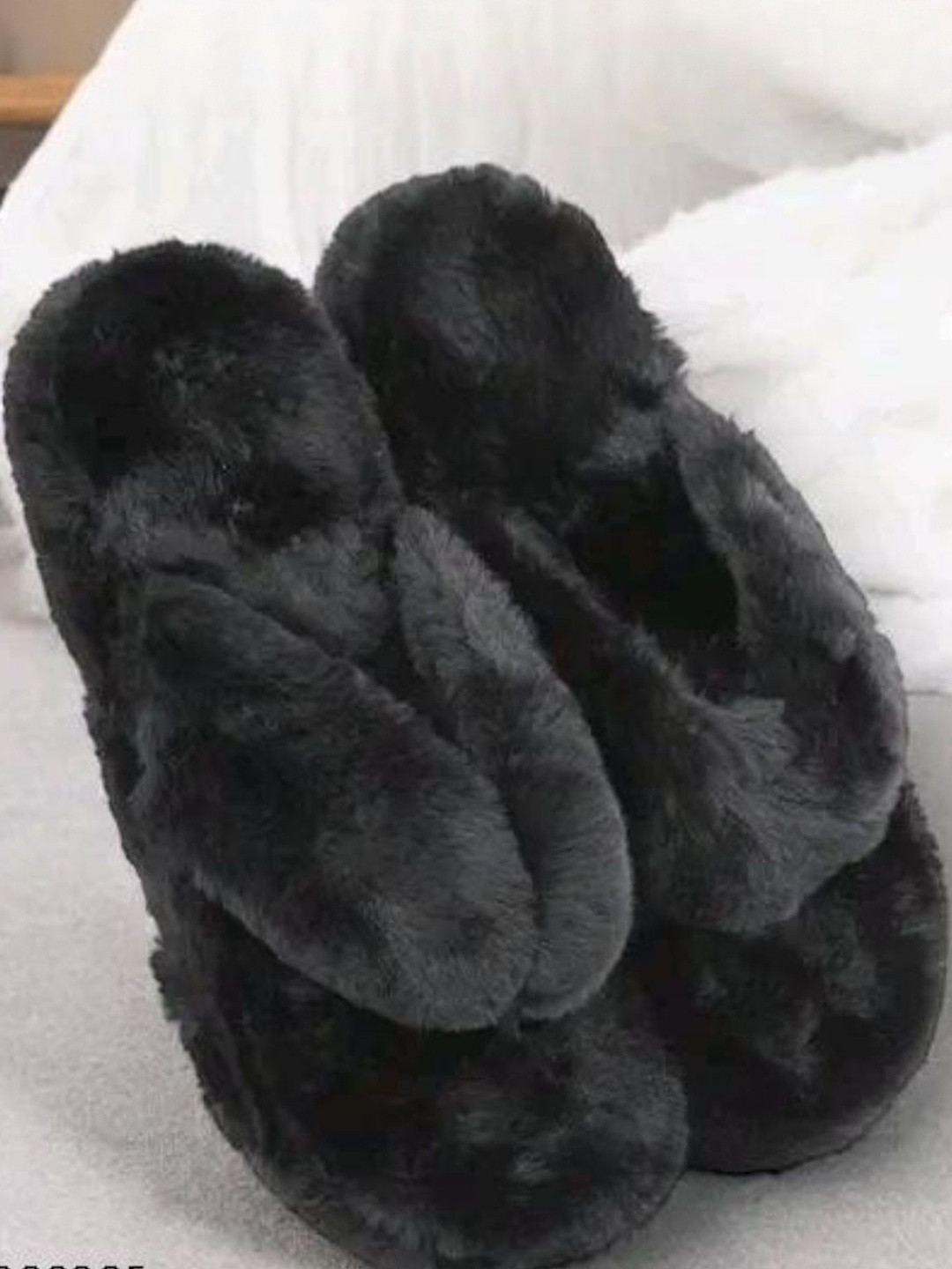 shoptegic Women Black Fur Thong Flip-Flops