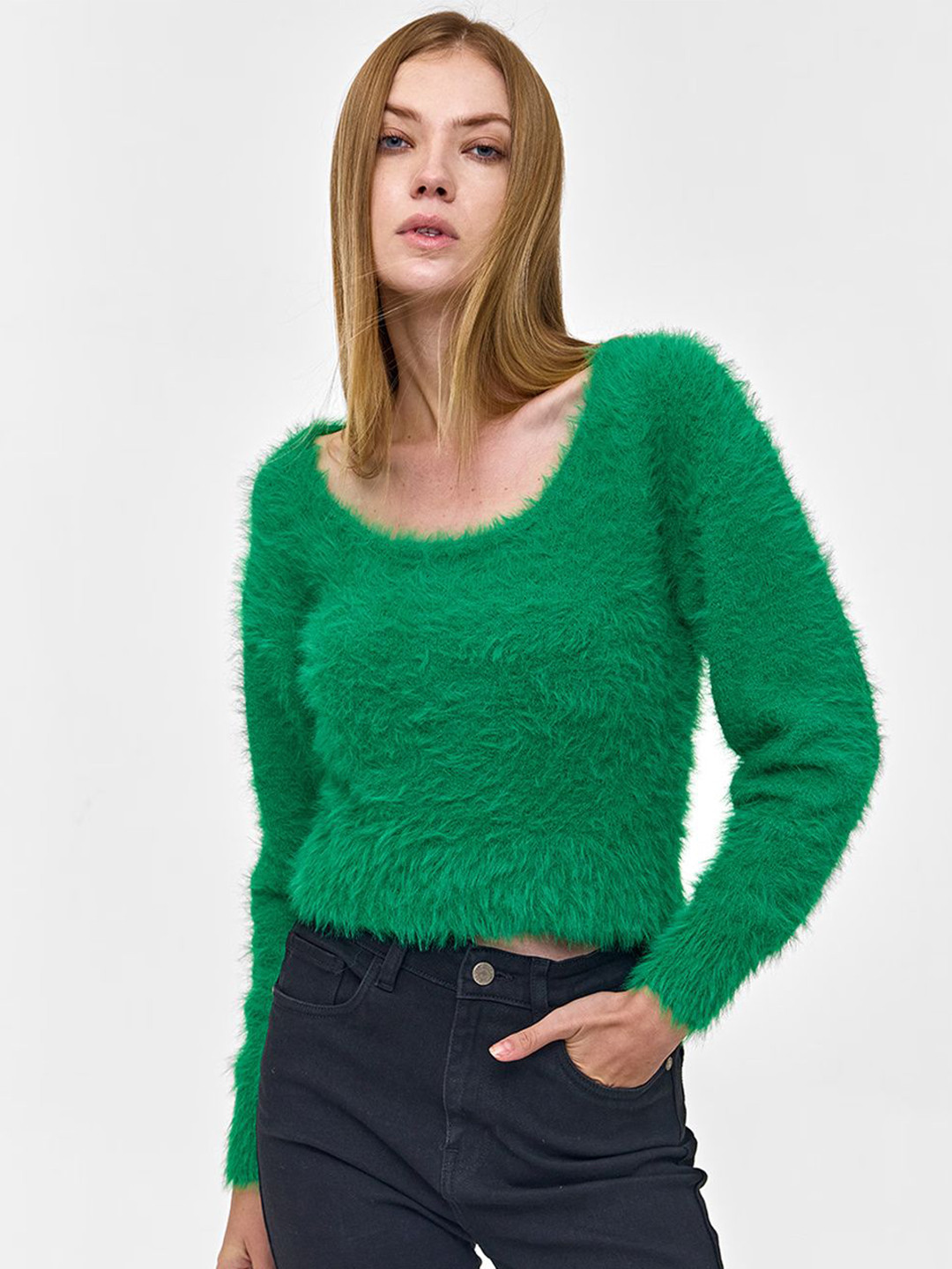 COVER STORY Women Round Neck Furry Crop Pullover Sweater