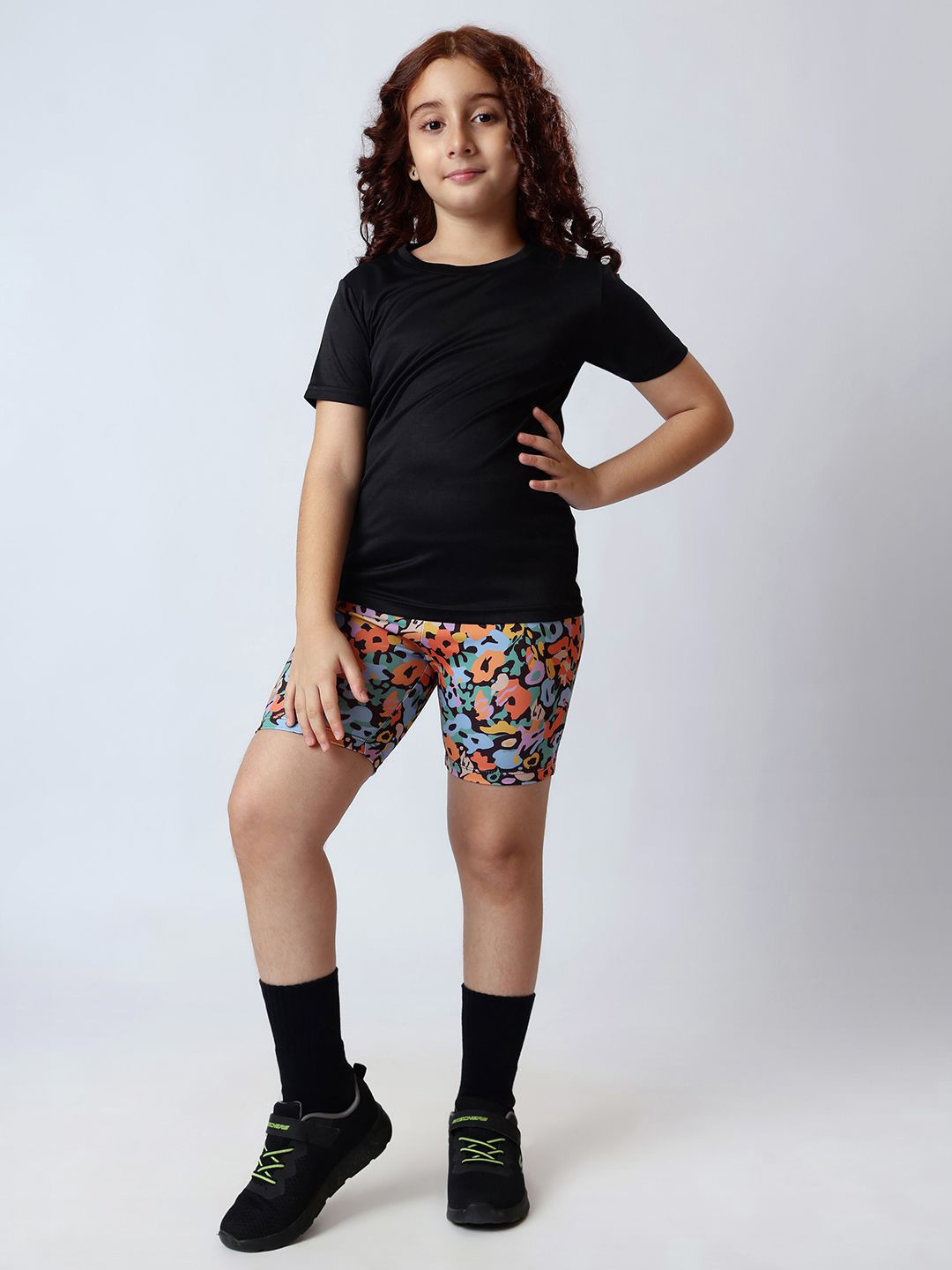 UMILDO Girls Short Sleeves T-shirt With Shorts