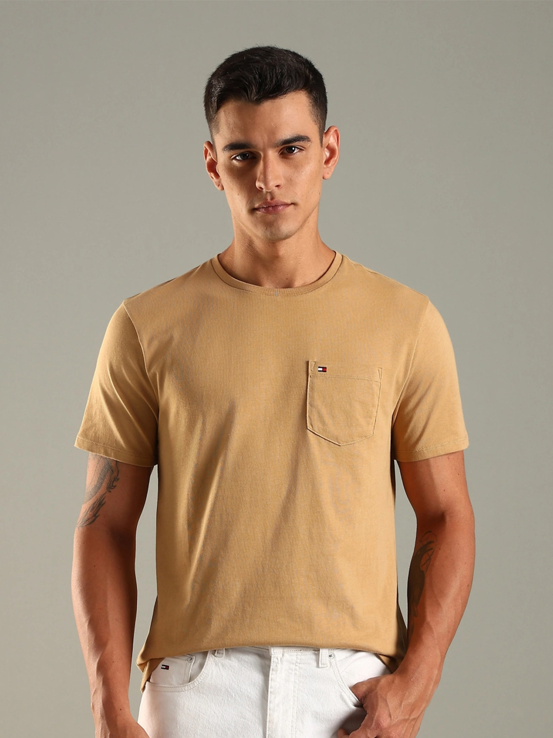 Tommy Hilfiger Men Solid Round Neck Cotton T-shirt