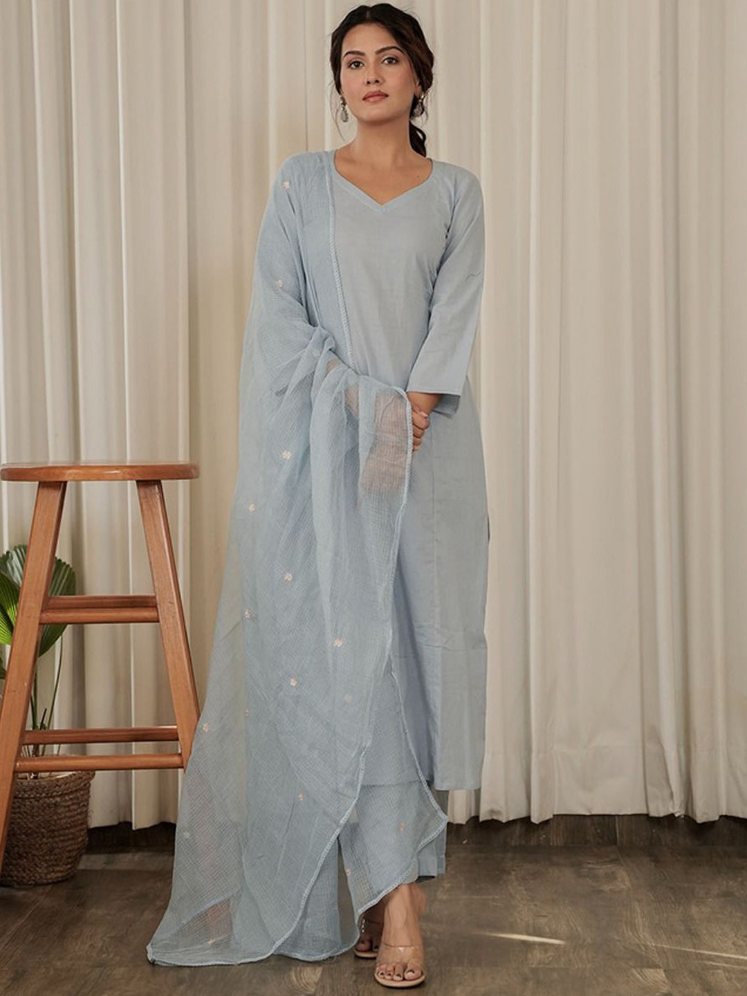 OneWe Sadaa V-Neck Pure Cotton Straight Kurta With Trousers & Dupatta