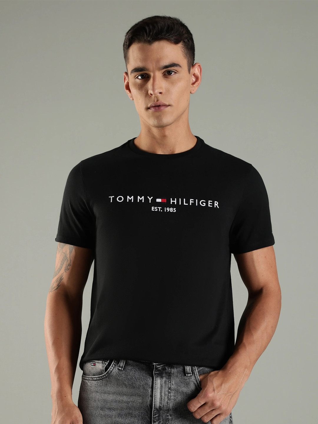 Tommy Hilfiger Brand Logo Printed Cotton Round Neck Slim Fit T-shirt
