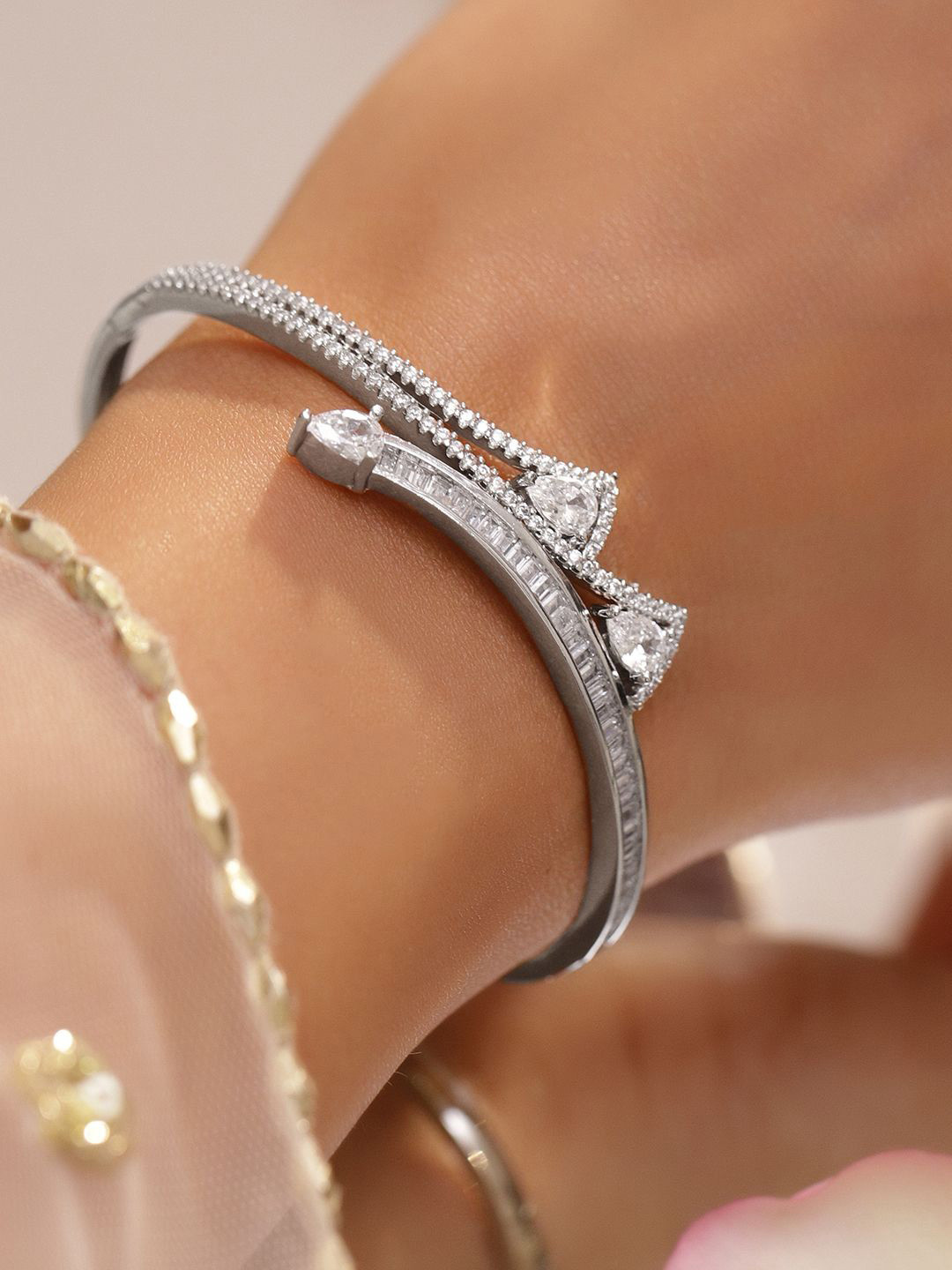 Rubans Rhodium-Plated Bracelet with Pear & Round Cubic Zirconia Stone Detailing