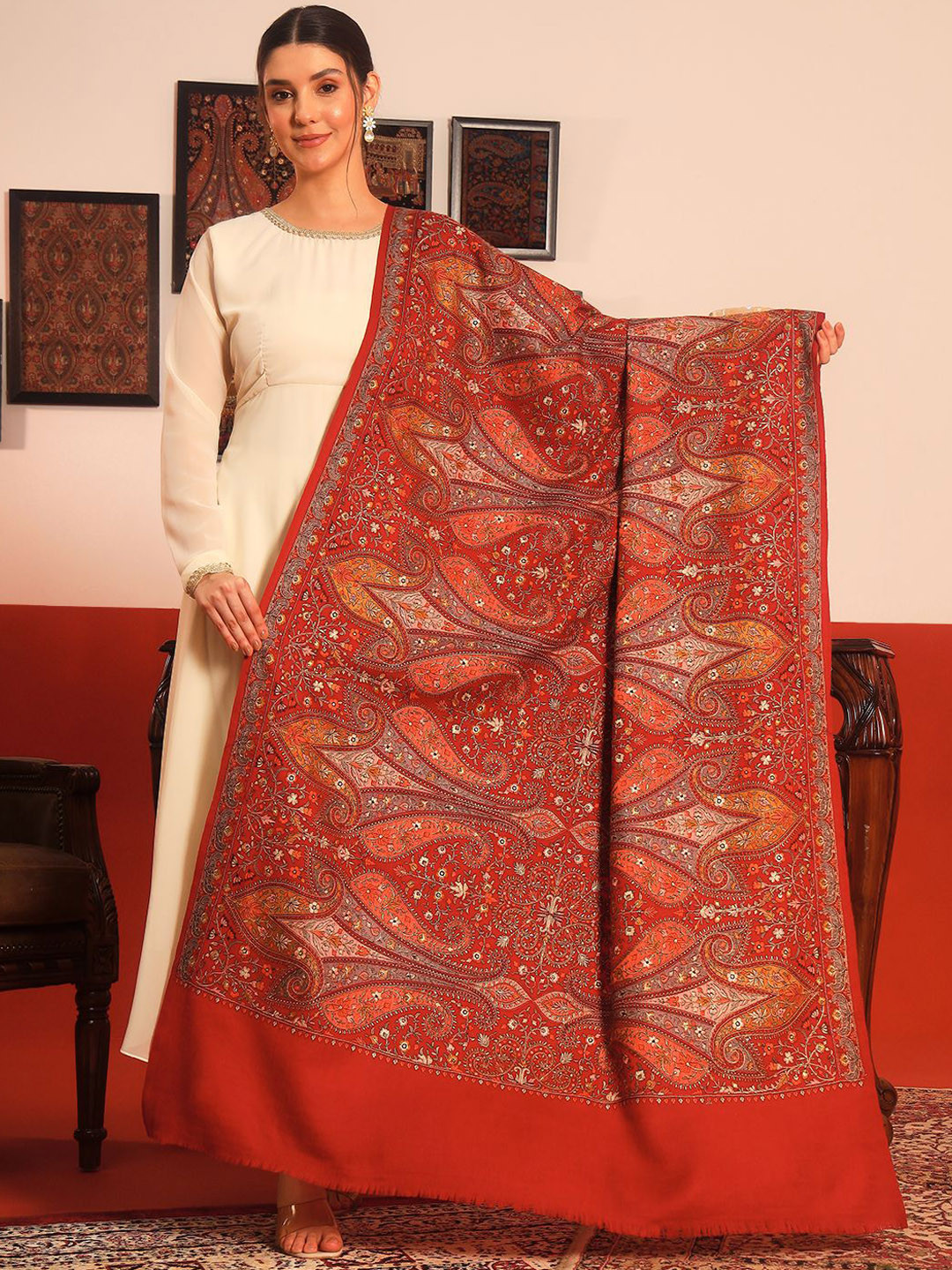 Pashmoda Mahnoor Pure Wool Paisley Embroidered Shawl