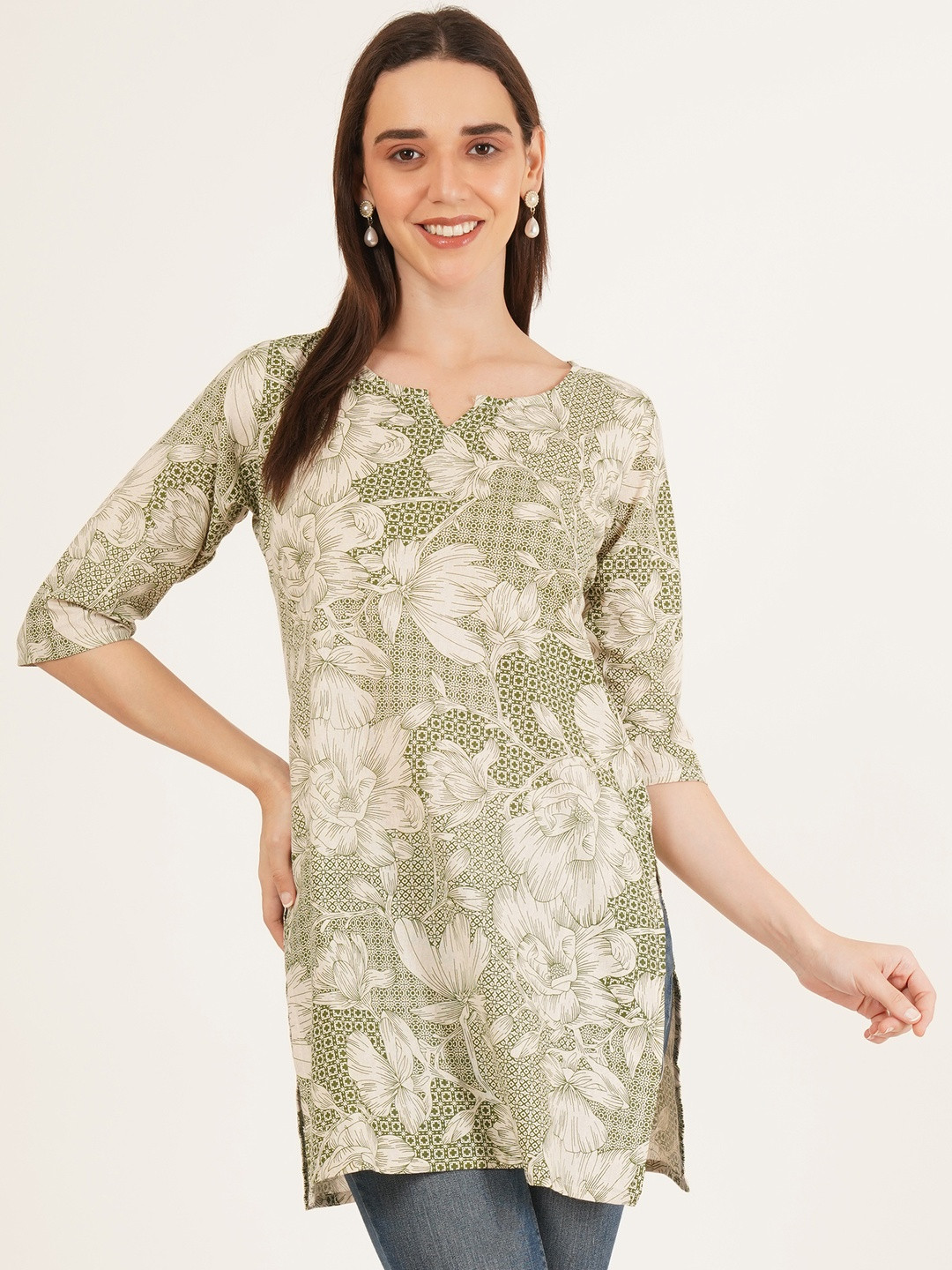 Diktmark Women Green Floral Printed V-Neck Pure Cotton Jaipuri Print Short Kurti Top
