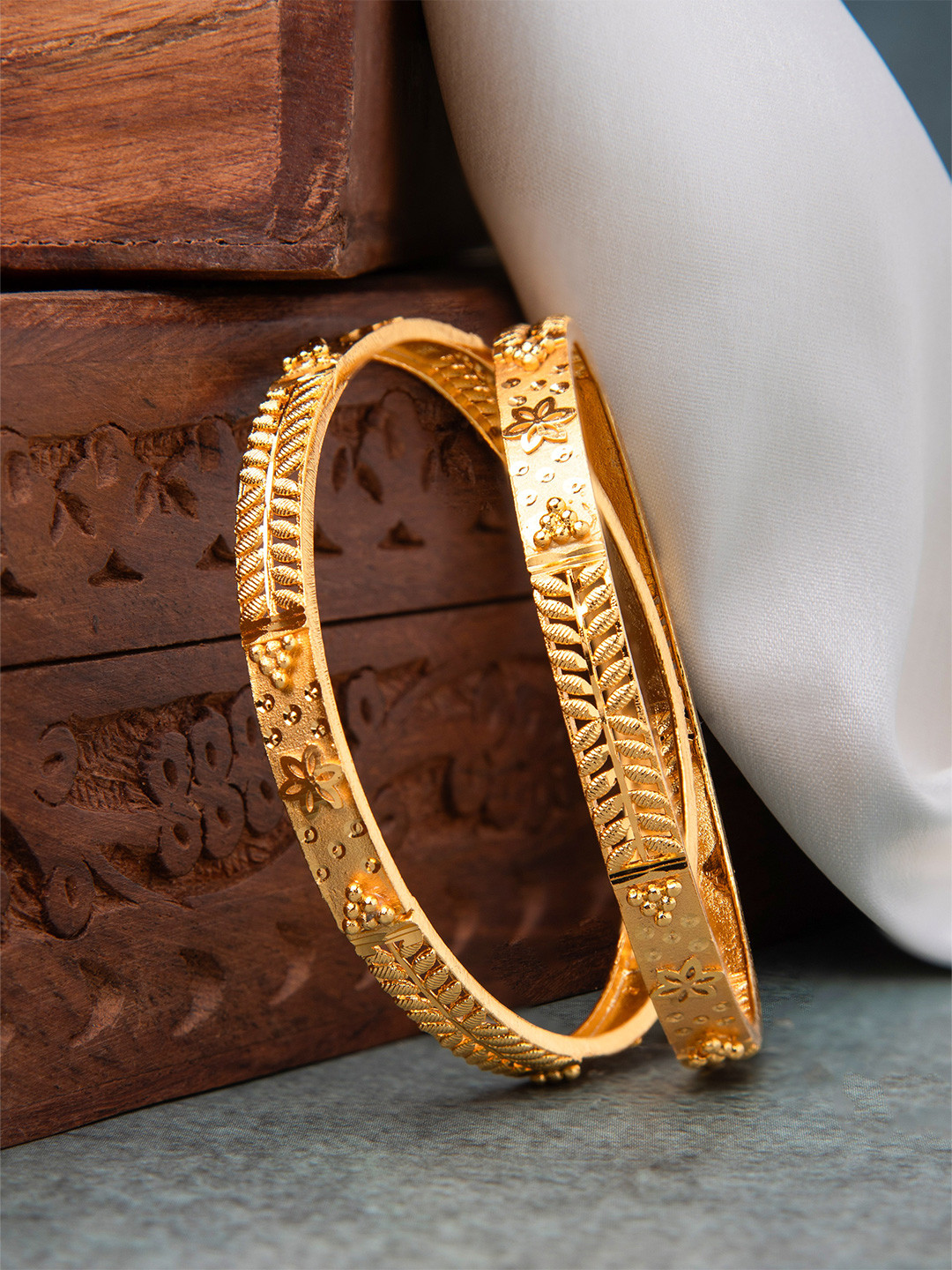 FAA FASHION Pack Of Two Copper Gold Plated Bangles