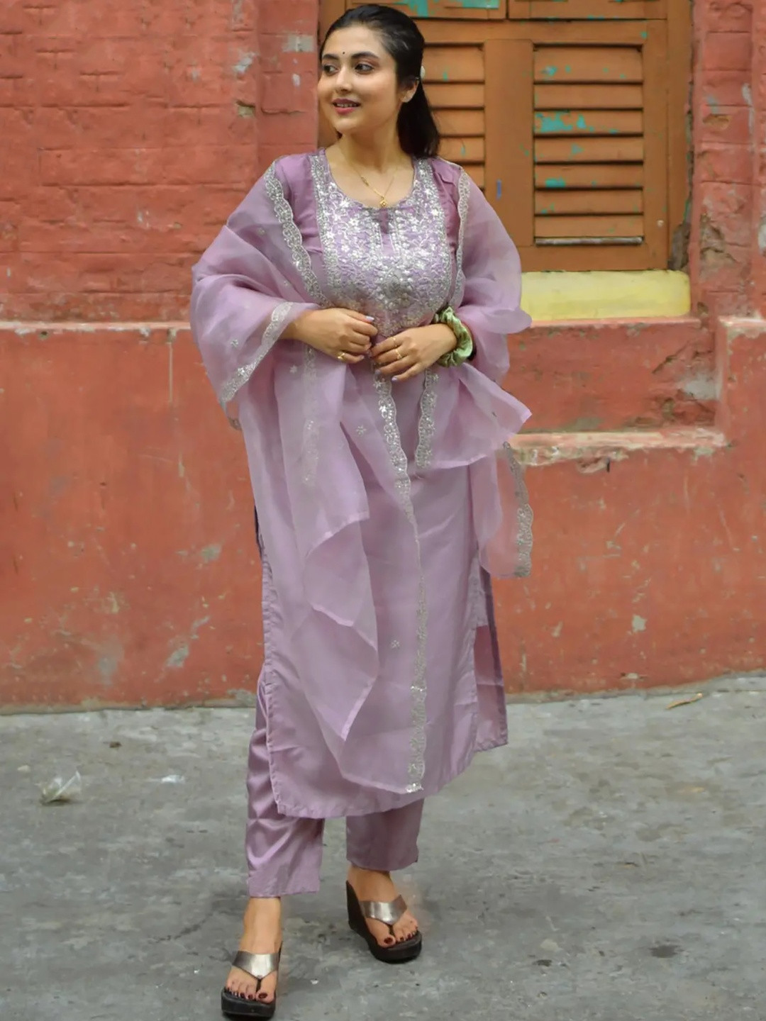 Kedar Fab Women Cotton Blend Embroidered Kurta Sets With Dupatta