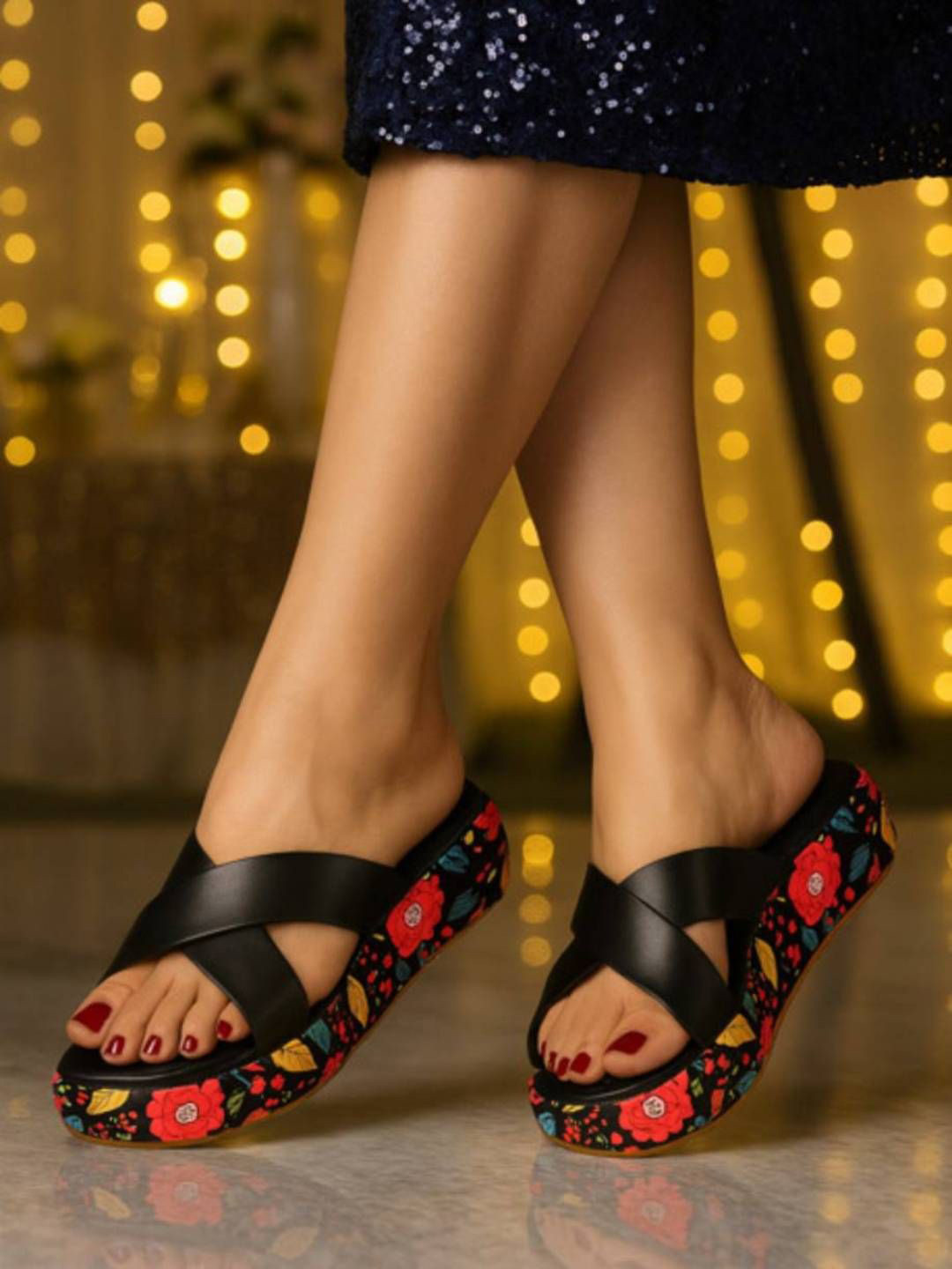 GLO GLAMP Floral Edge Cross Strap Wedges