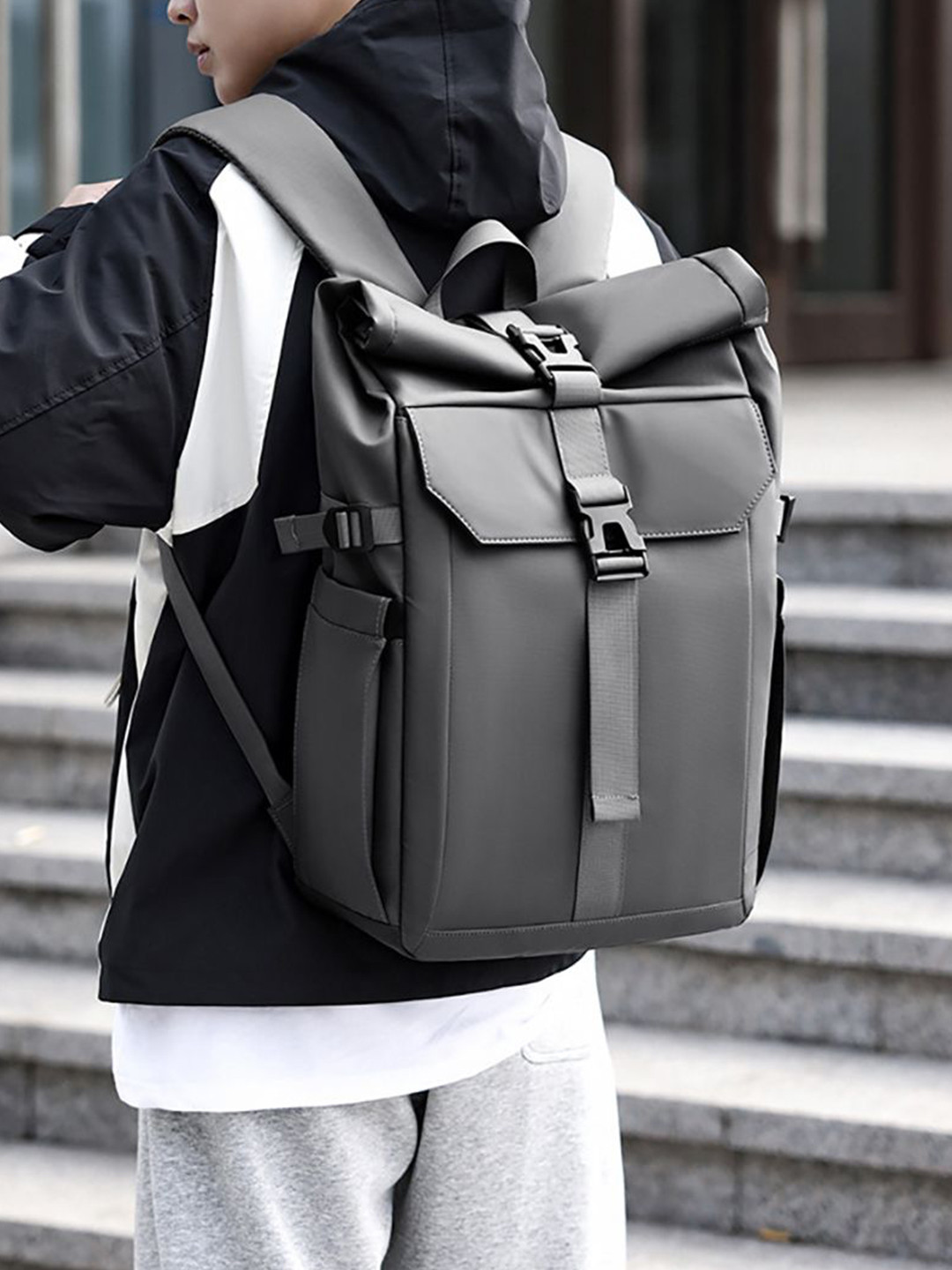 Mast & Harbour Men Large Solid Backpacks