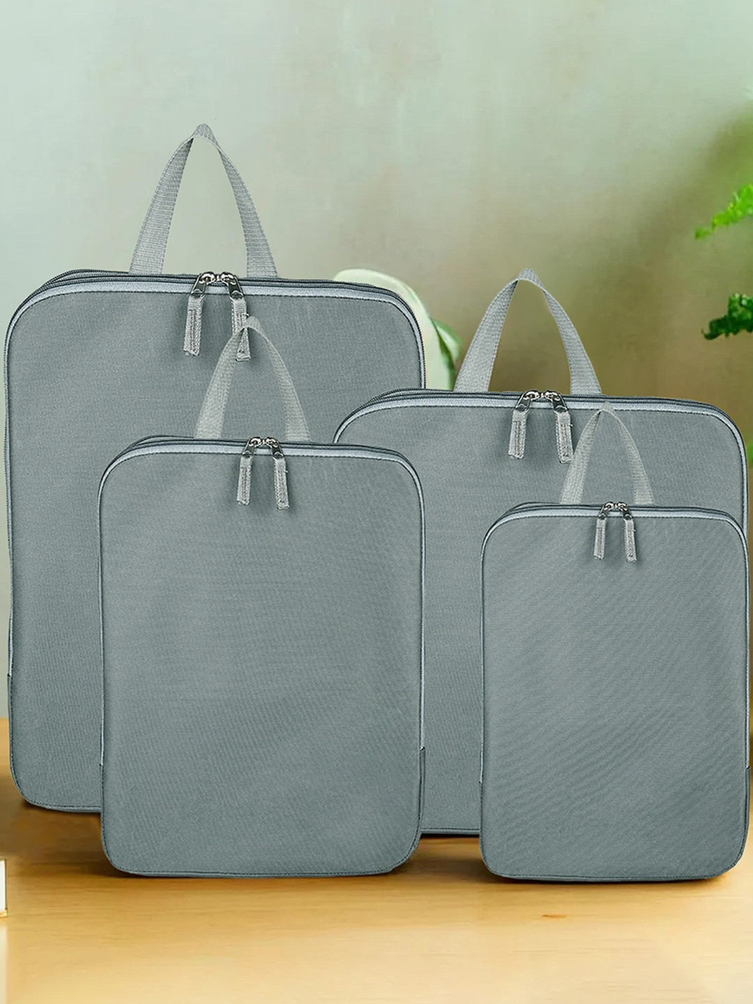 Myntra Elegant Homes Set Of 4 Waterproof Travel Kit with Handles