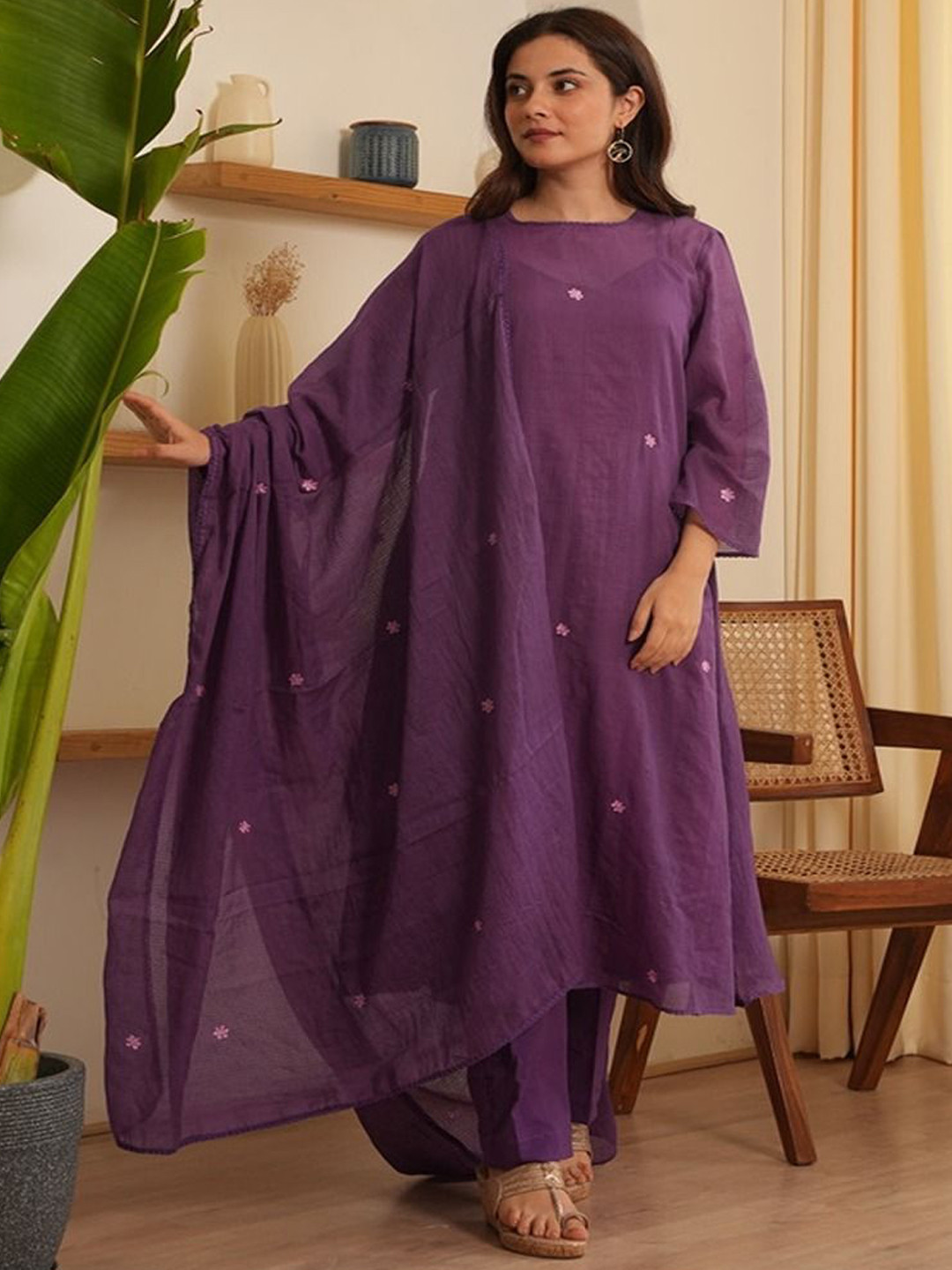 OneWe Malia Floral Embroidered Thread Work Doria Kurta With Trousers & Dupatta