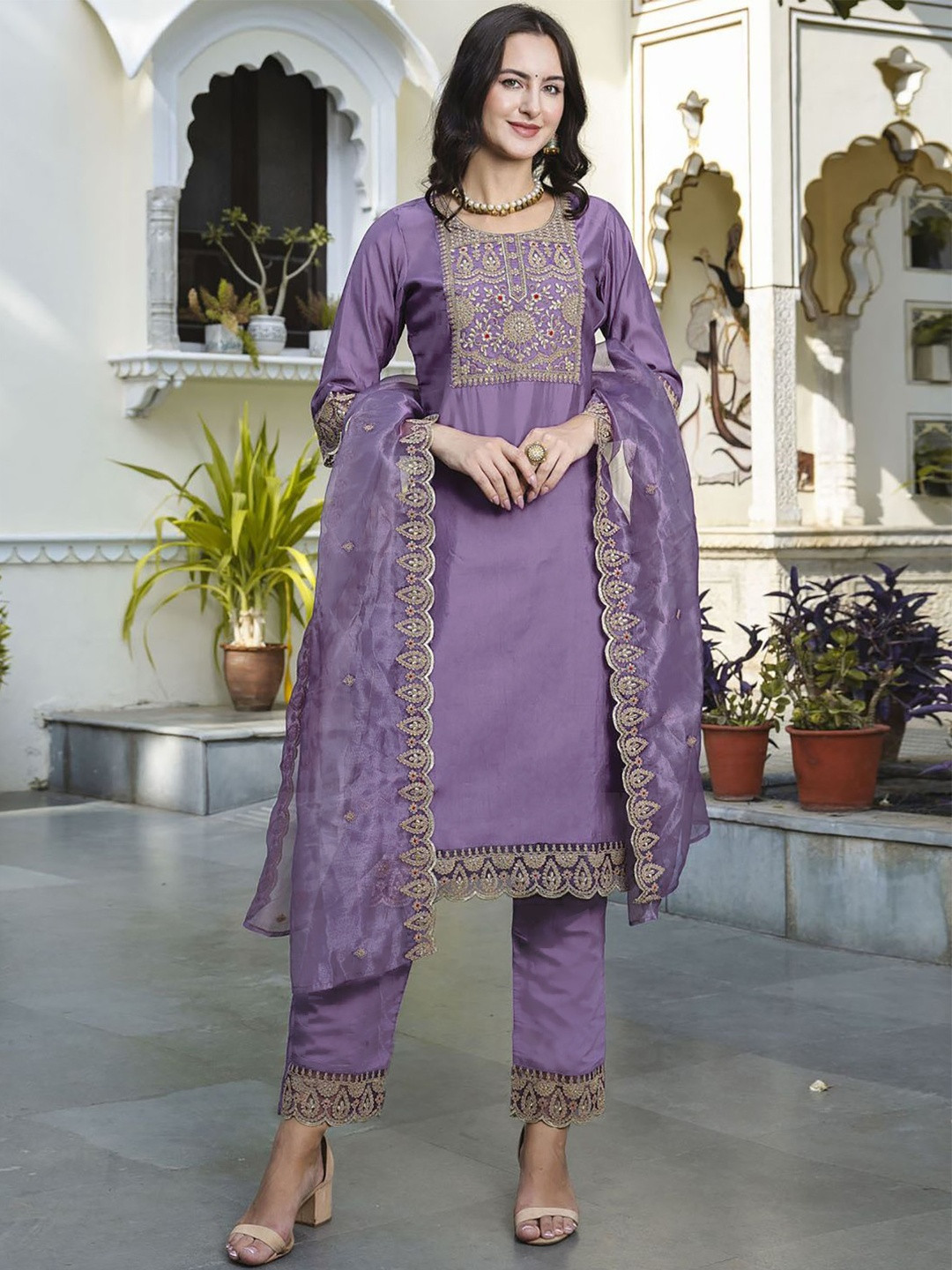 Kedar Fab Women Cotton Blend Embroidered Kurta Sets With Dupatta