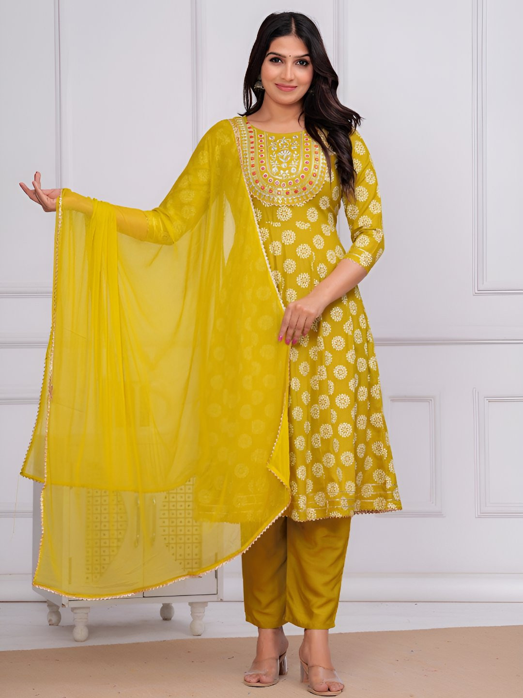 Art Avenue Women Ethnic Motifs Printed Anarkali Kurta with Pyjamas & Dupatta