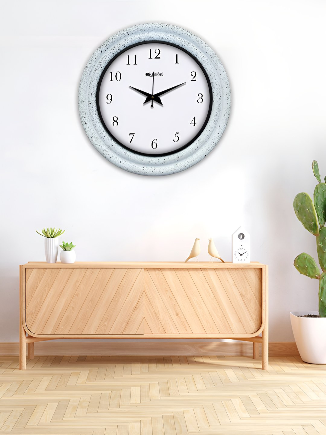 OLIVE TREE Blue & White Round Modern Wall Clock