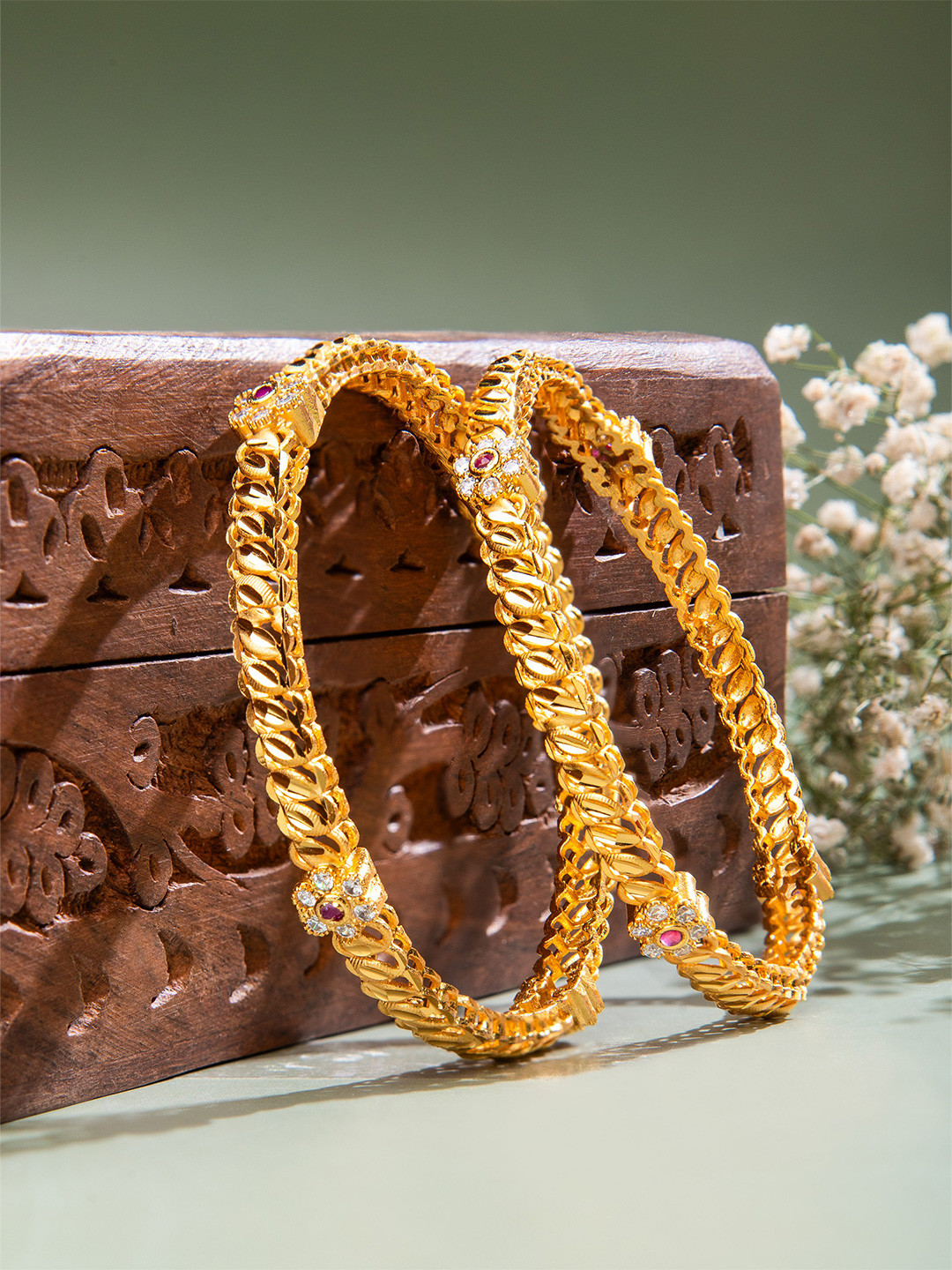 FAA FASHION Set Of 2 Gold Plated Bangles