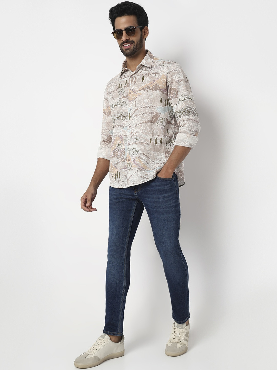 SPYKAR Men Taupe Beige Printed Slim Fit Casual Shirts