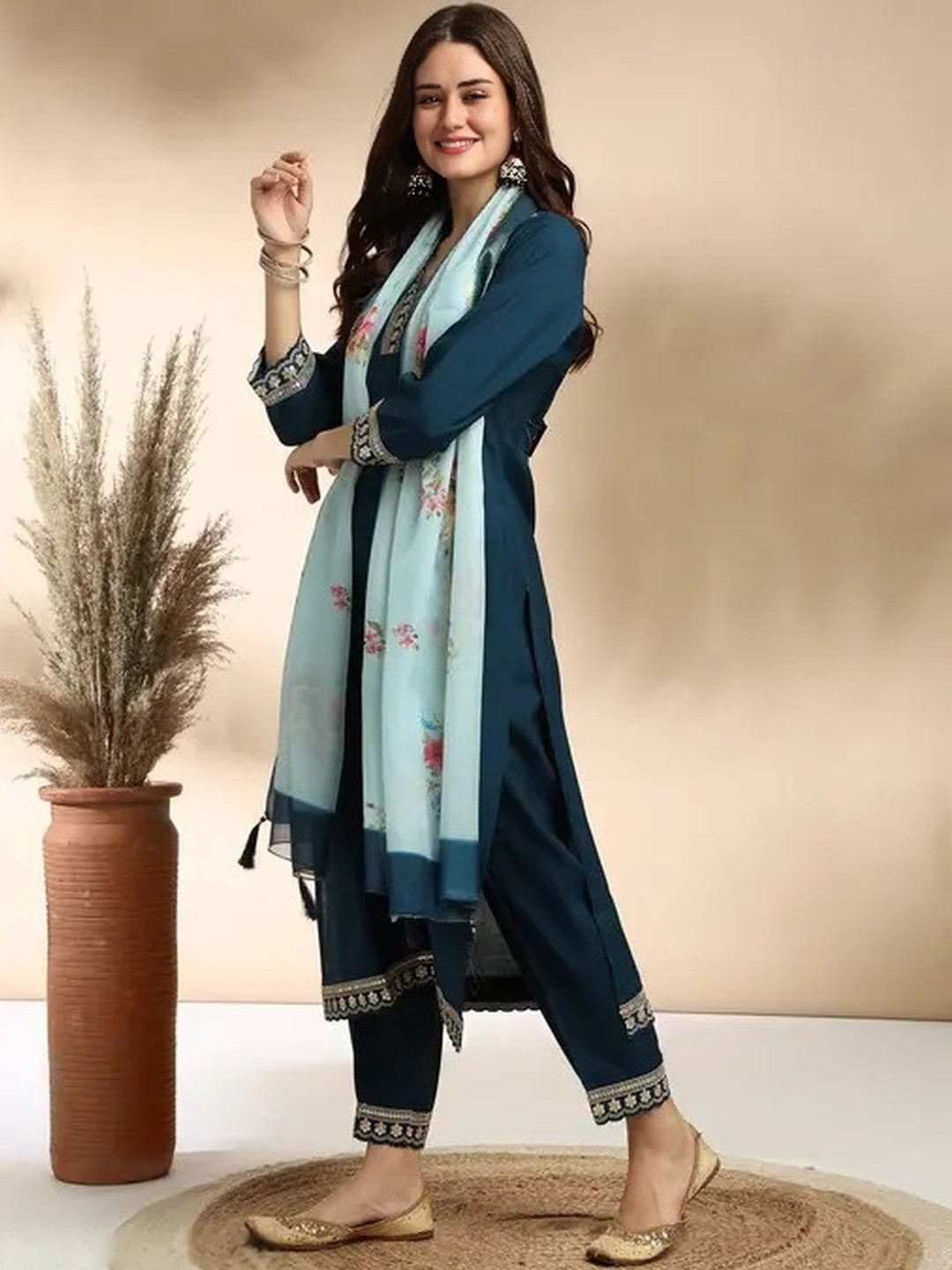 Ethnic Motifs  Teal Blue Embroidery  Silk Blande Kurta ,Trouser,Duptta