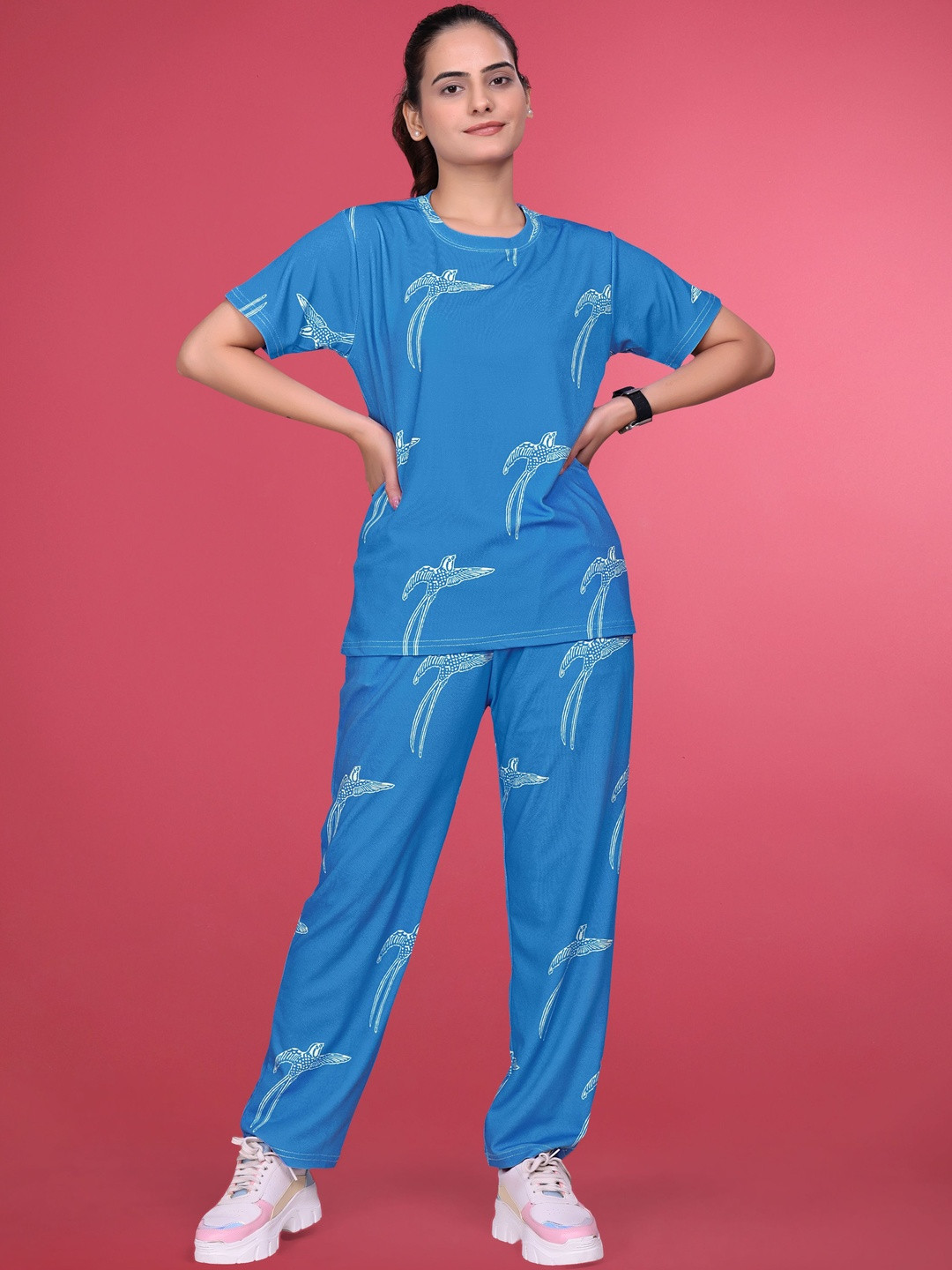 SAKARMAA Women Blue Polyester Printed Track Suit