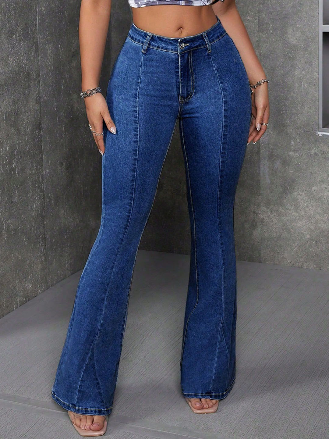 Crazeis Women Bootilicious Bootcut High-Rise Light Fade Stretchable Jeans