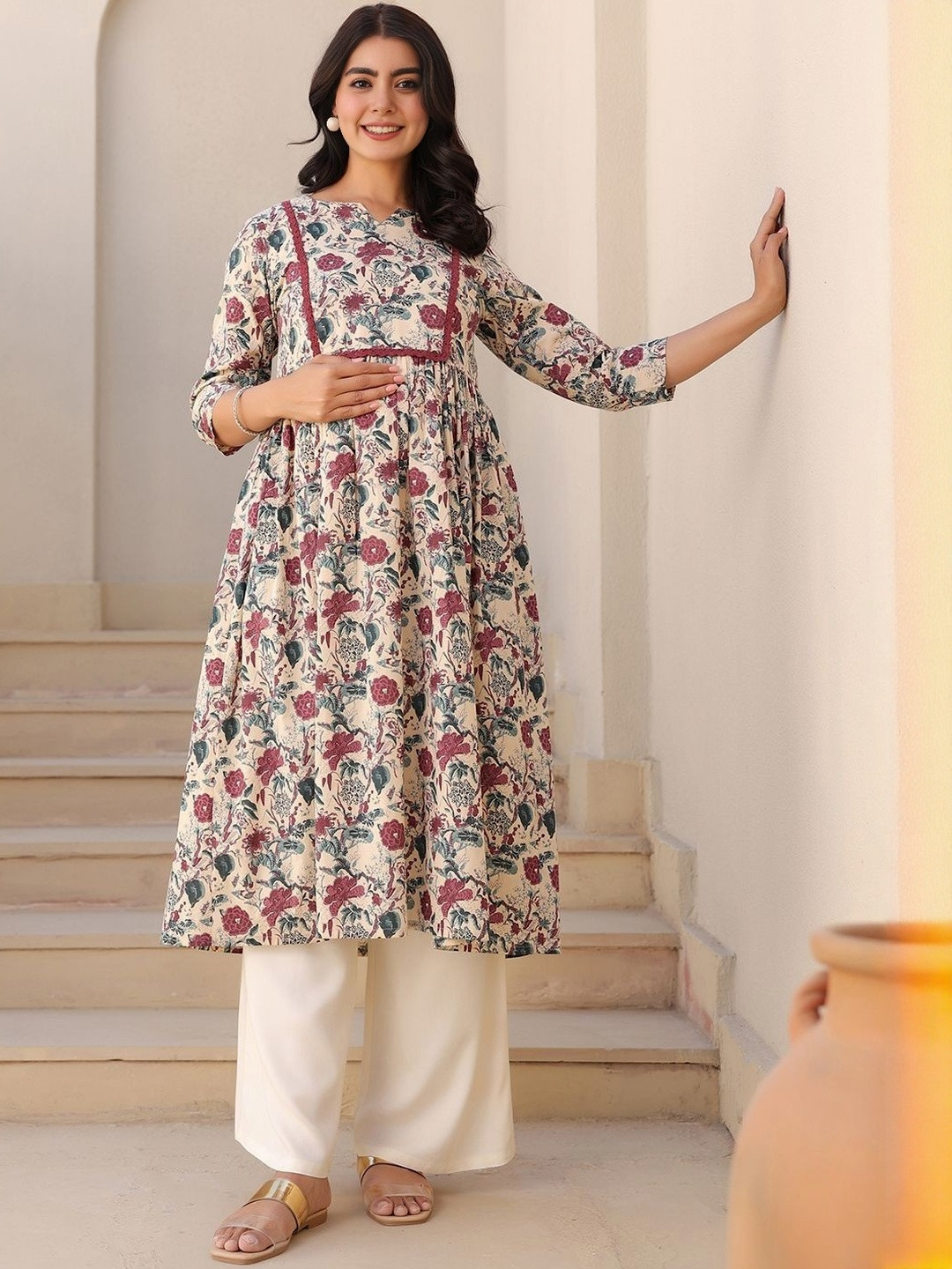 Assume Fab Women Floral Printed Floral Maternity Anarkali Kurta