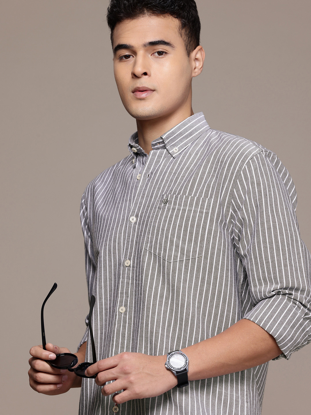 BS BLUE SQUAD Regular Fit Striped Button-Down Collar Casual Shirt