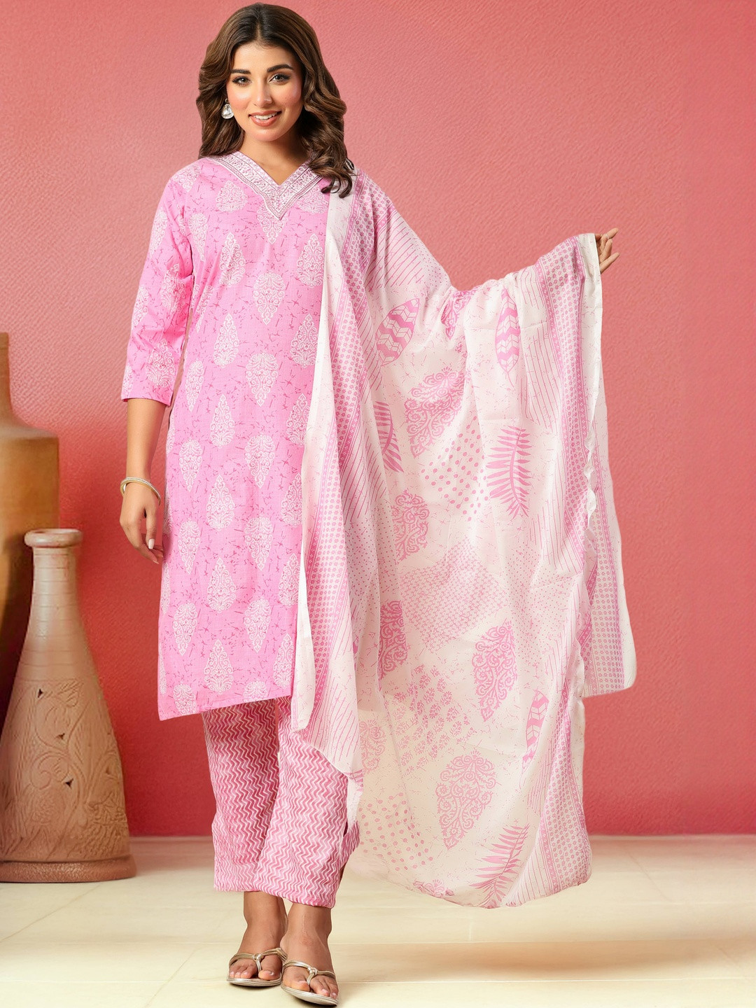 Sangria Women Pink Cotton rayon Kurta, Pant & Dupatta Set