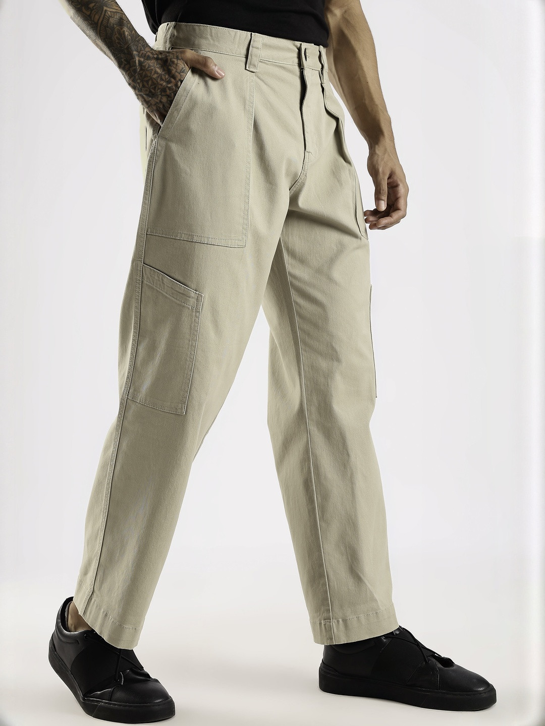 HERE&NOW Men Beige Pleated Relaxed Fit Cargo Relaxed Fit Trousers