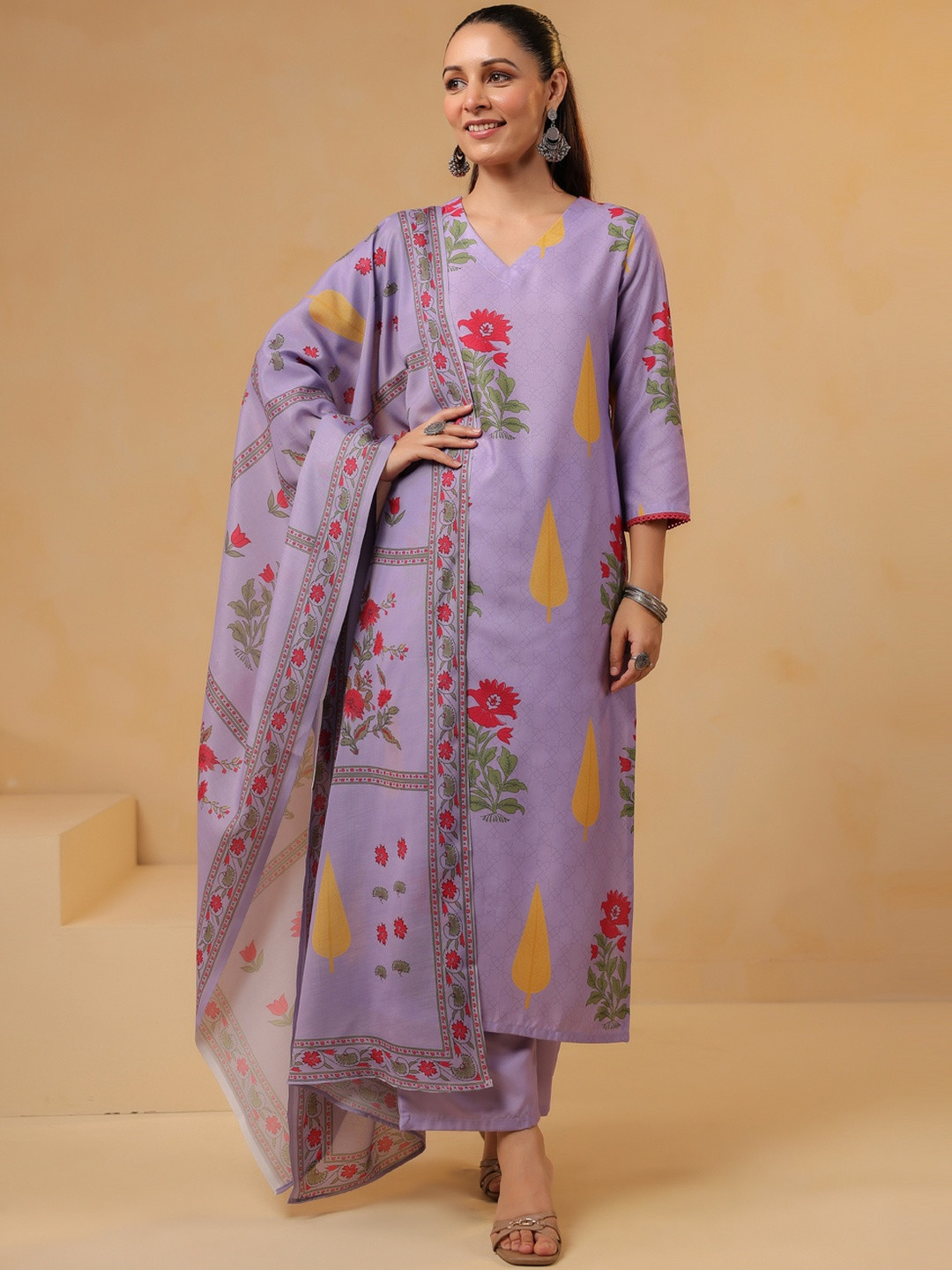 KALINI Women's Plus Size Lavender Rayon Blend Printed Straight Kurta Set With Dupatta