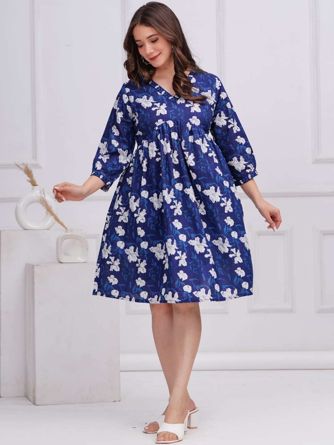 FANCIFY Blue Fit And Flare Floral Dress