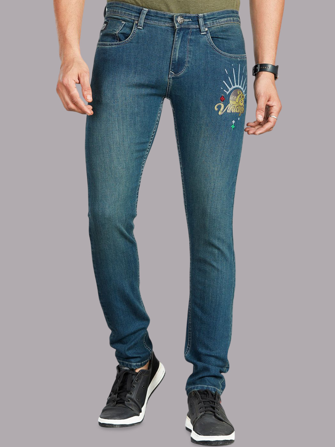 FLYING SHARK Men Slim Fit Mid-Rise Low Distress Light Fade Jeans