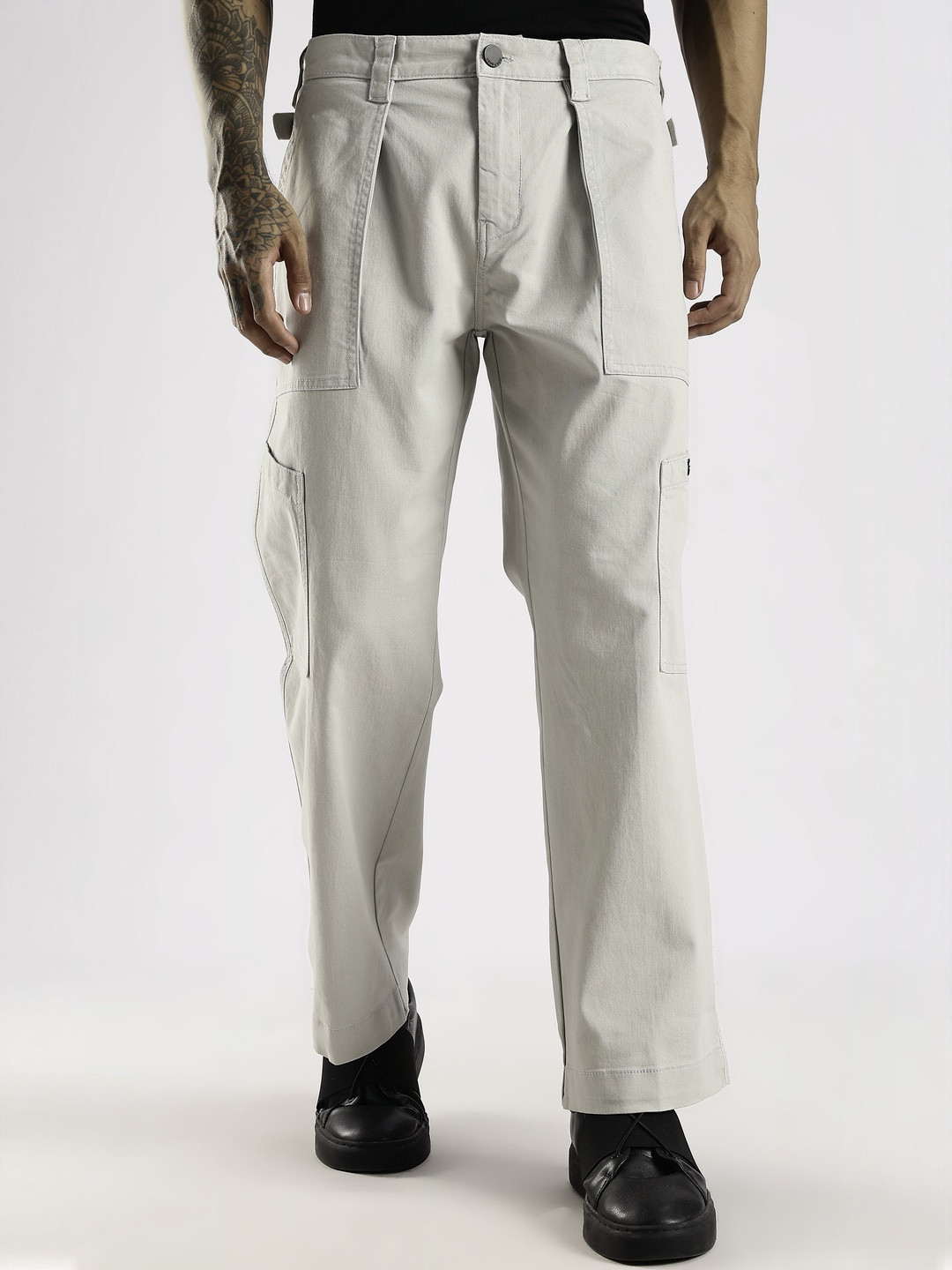 HERE&NOW Men Easy Wash Pleated Cargos Trousers