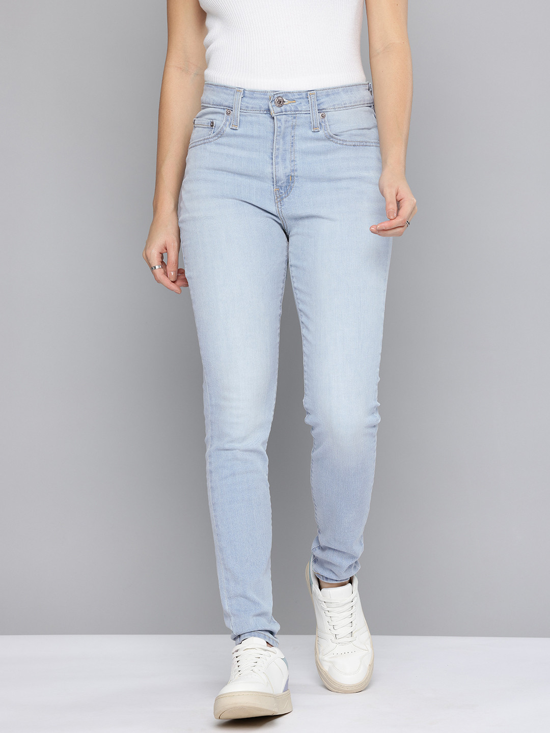 Levis Women's 721 Light Blue Skinny Fit High Rise Jeans