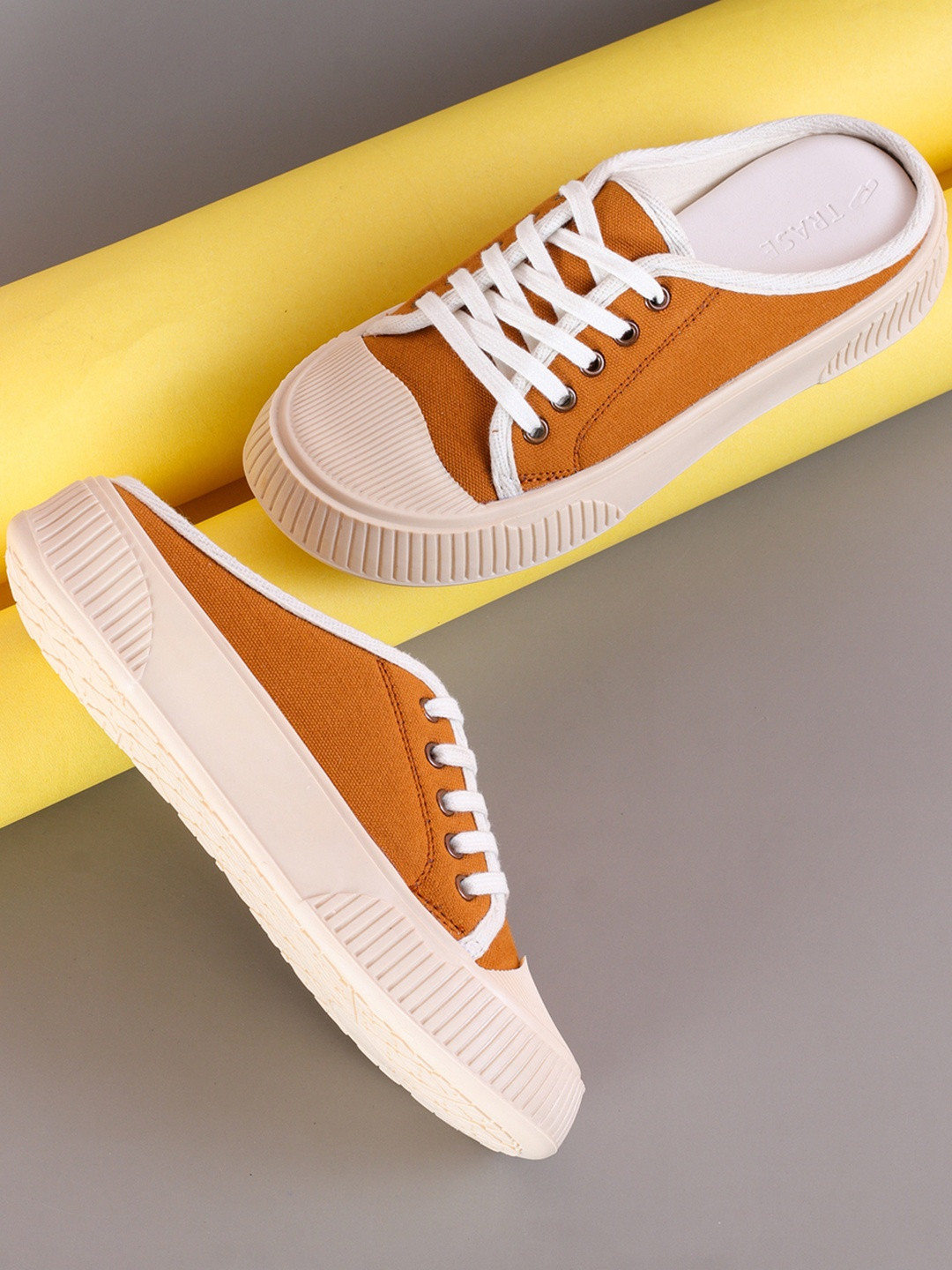 TRASE Women Beige Canvas Sneakers