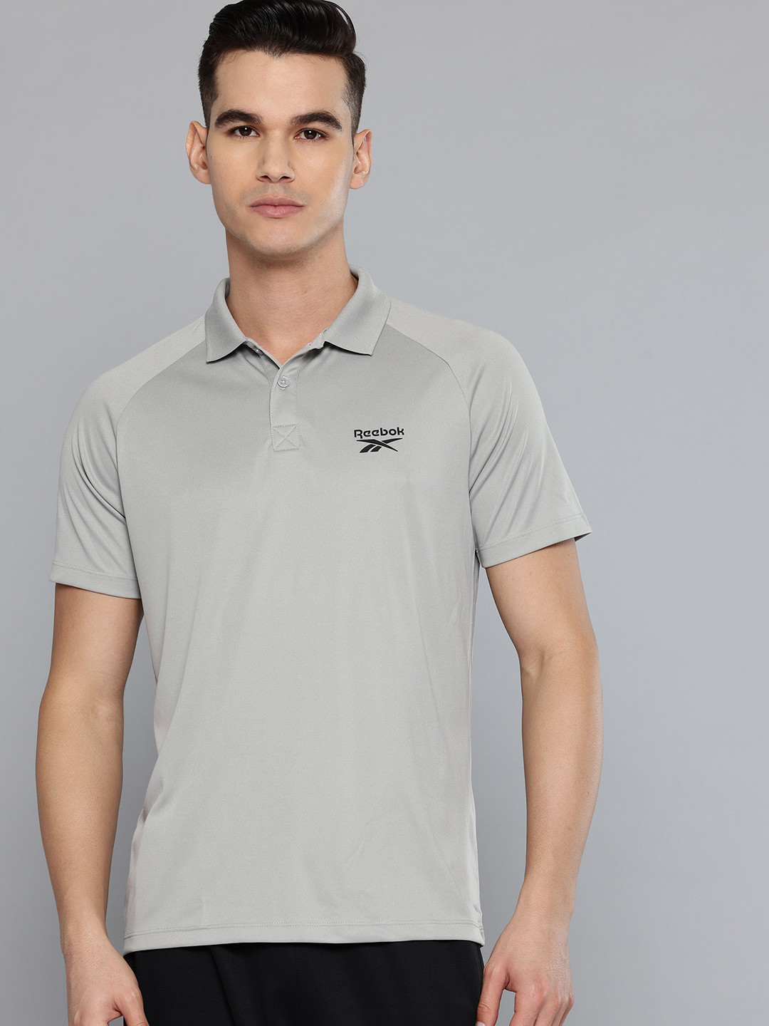 Reebok Brand Logo Detail Speed-Wick Basic Perf Core Polo Collar T-shirt